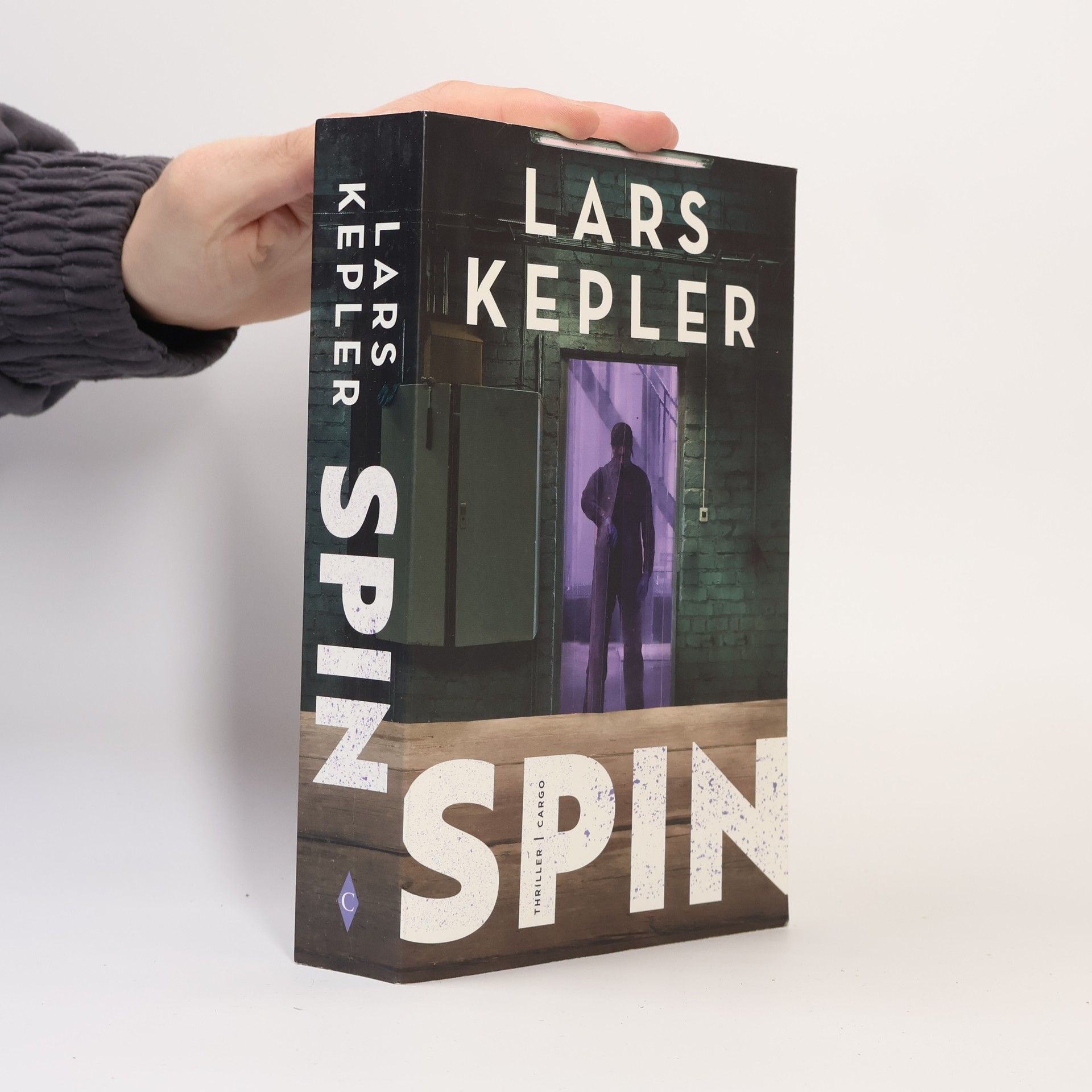 Lars Kepler Spin