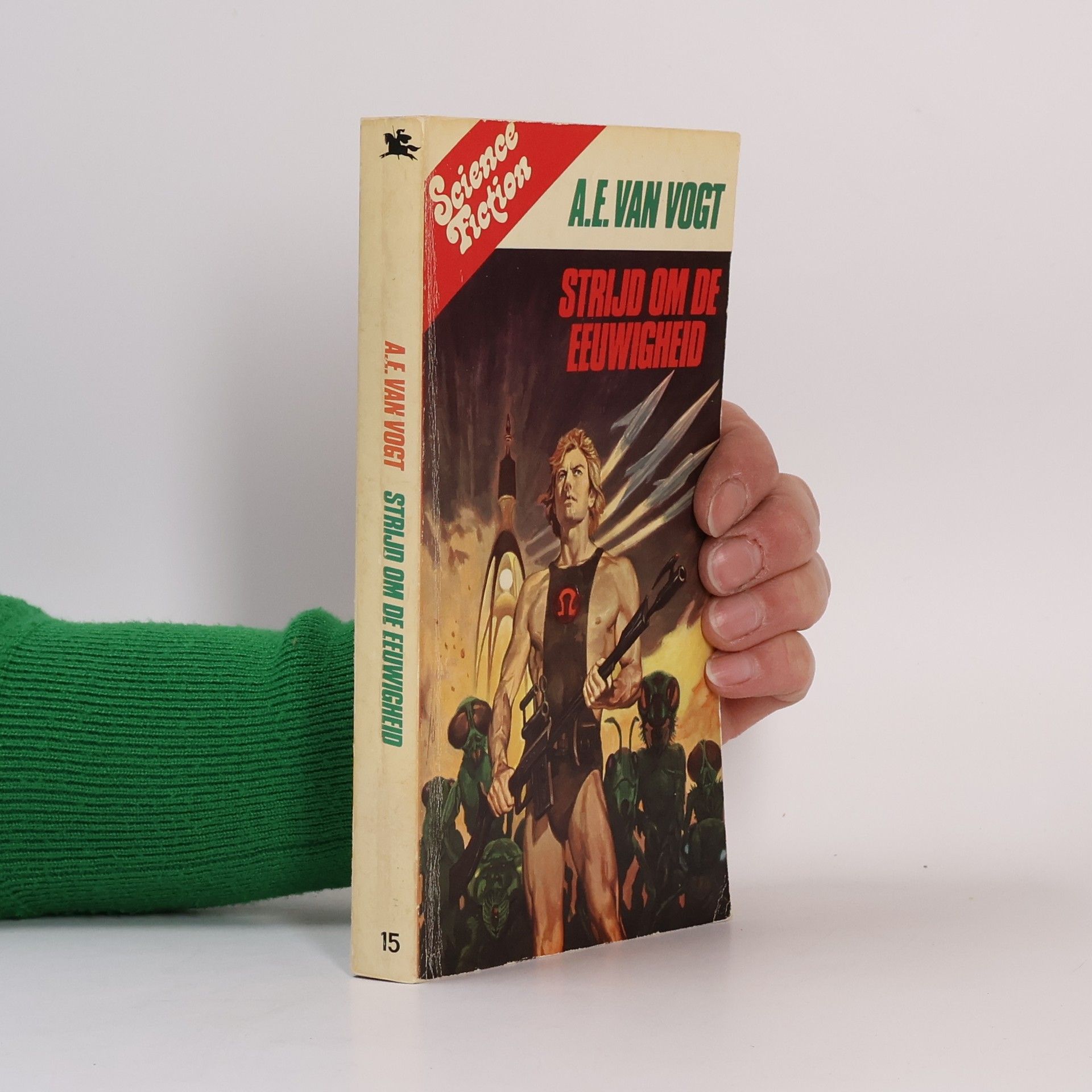 A. E. van Vogt Science Fiction - 15: Strijd om de eeuwigheid