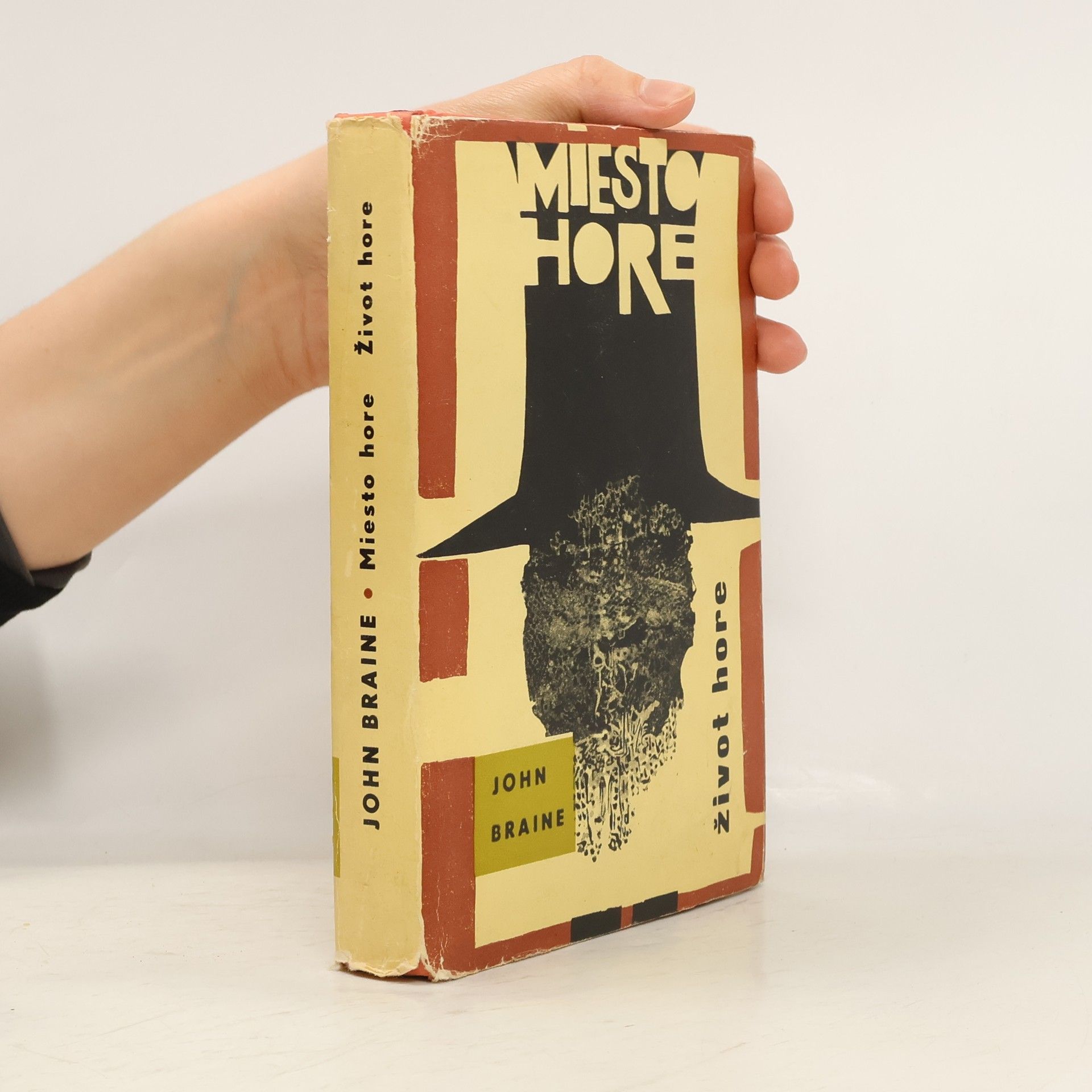 Miesto hore : Život hore