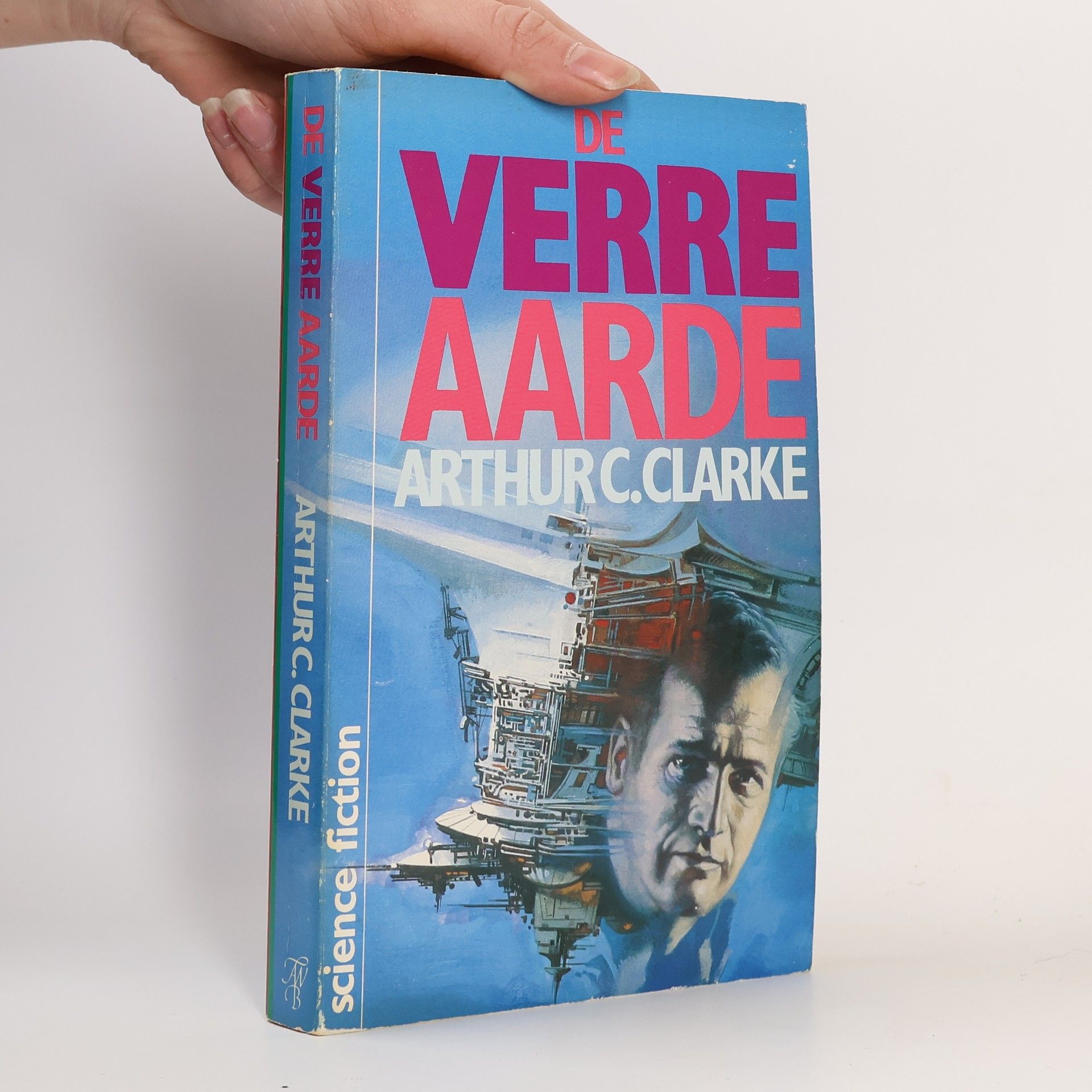 Arthur C. Clarke De verre aarde