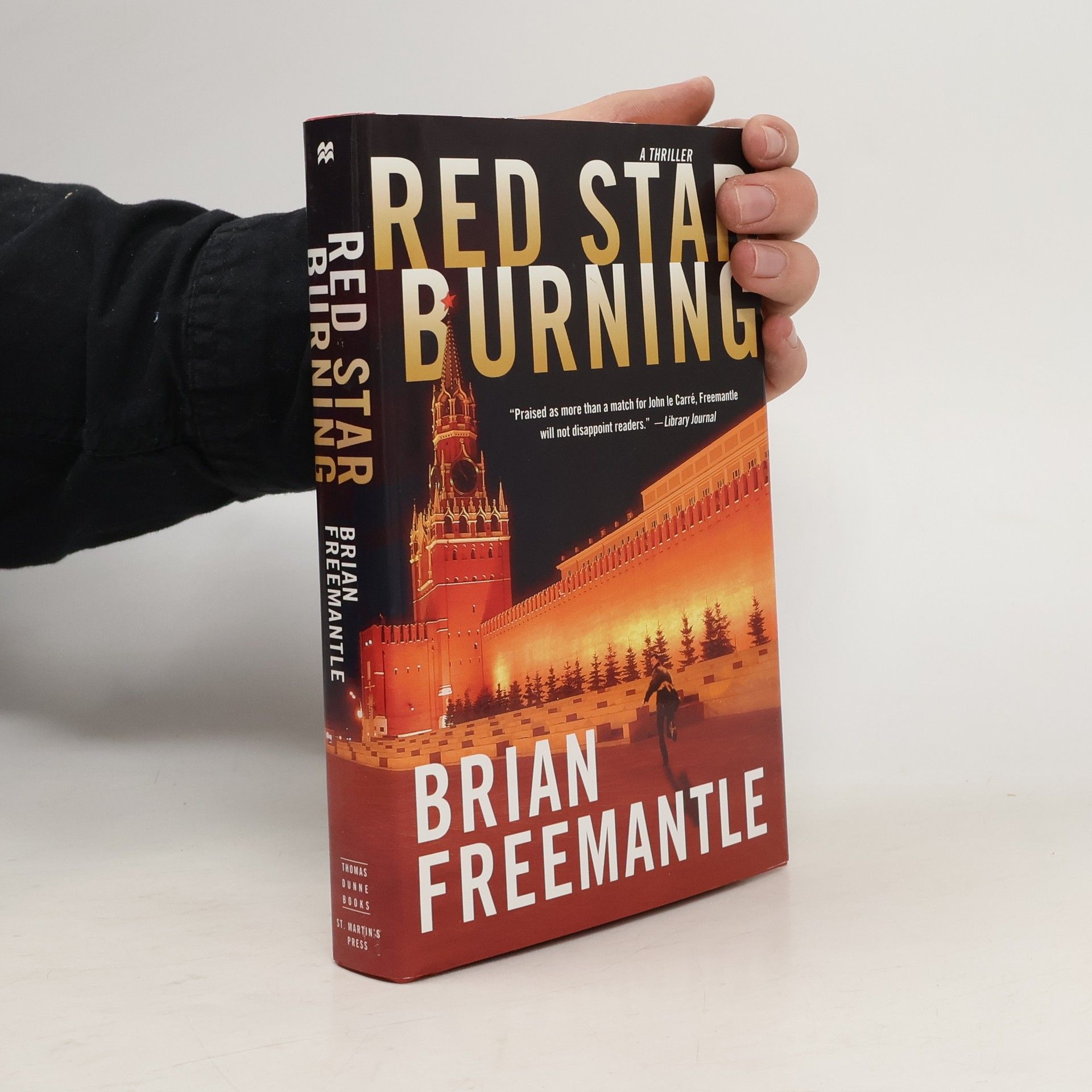 Brian Freemantle Charlie Muffin Thrillers - 15: Red Star Burning