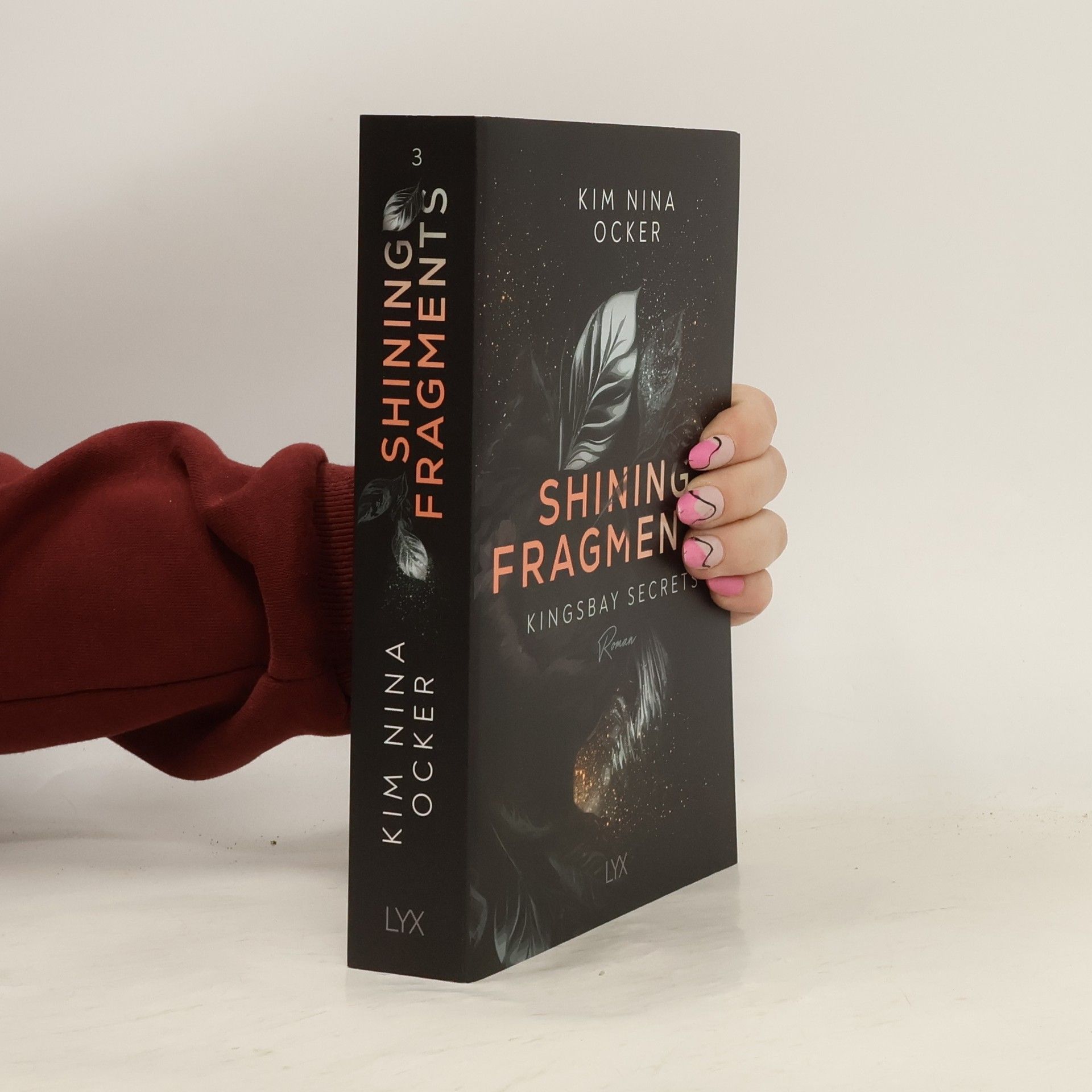 Kim Nina Ocker Shining Fragments