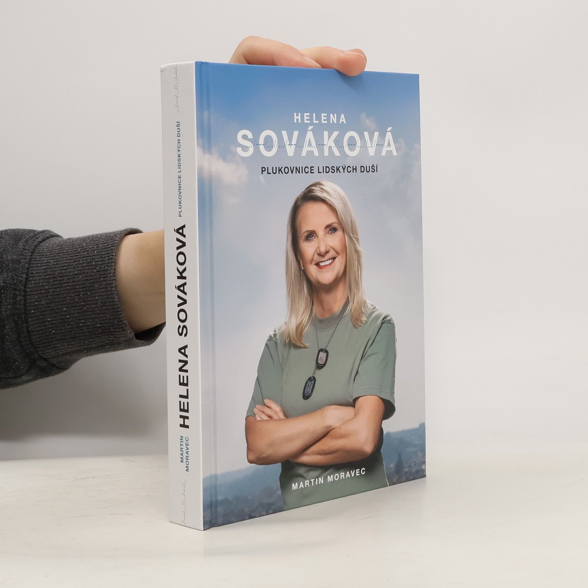 Martin Moravec Helena Sováková: Plukovnice lidských duší