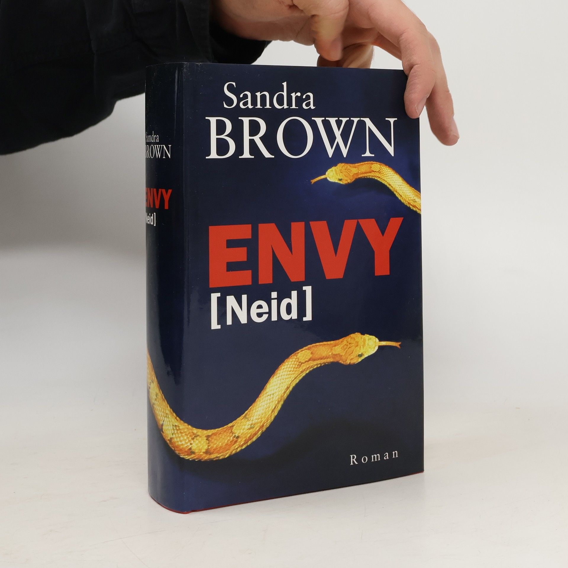 Sandra Brown Envy. Neid