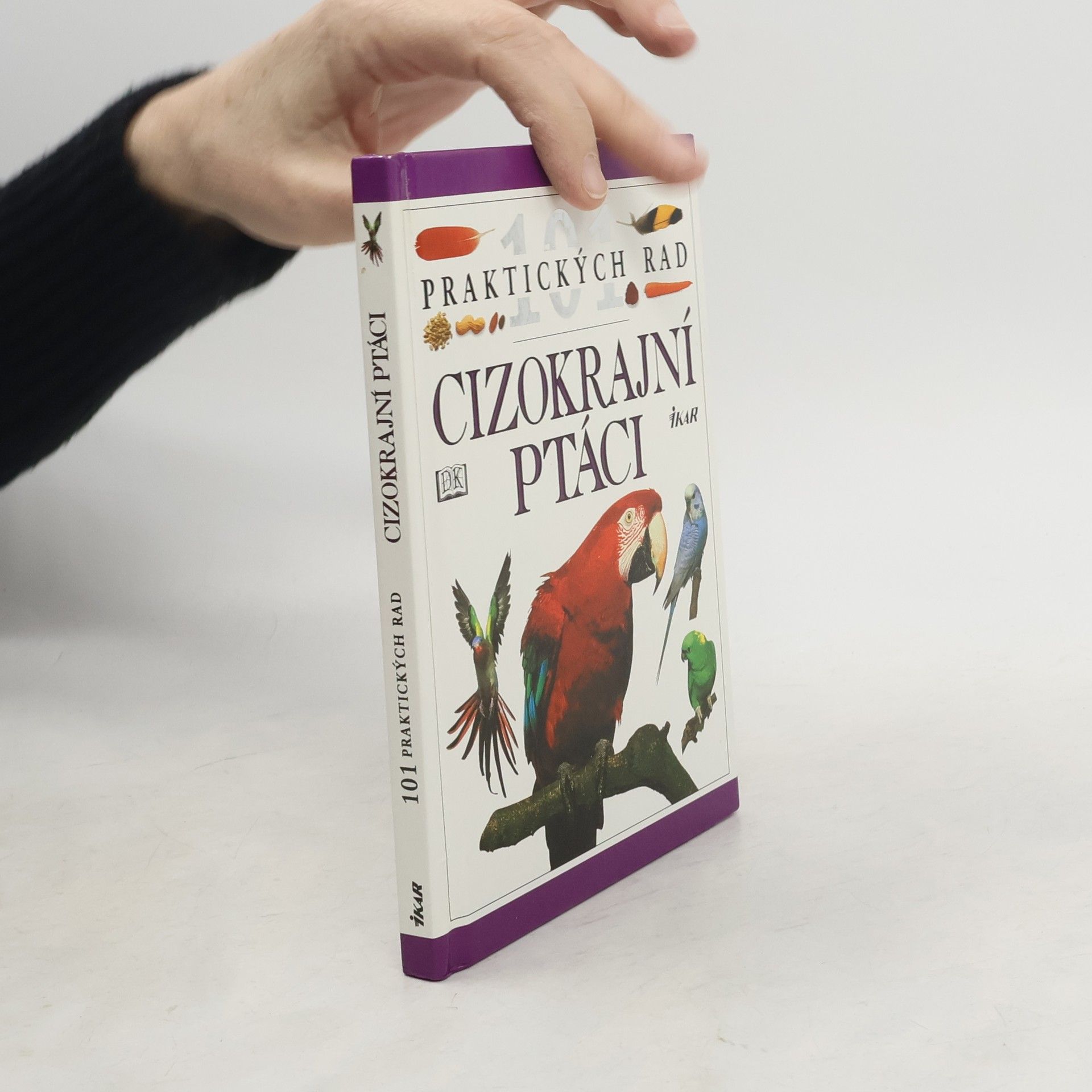 David Alderton Cizokrajní ptáci