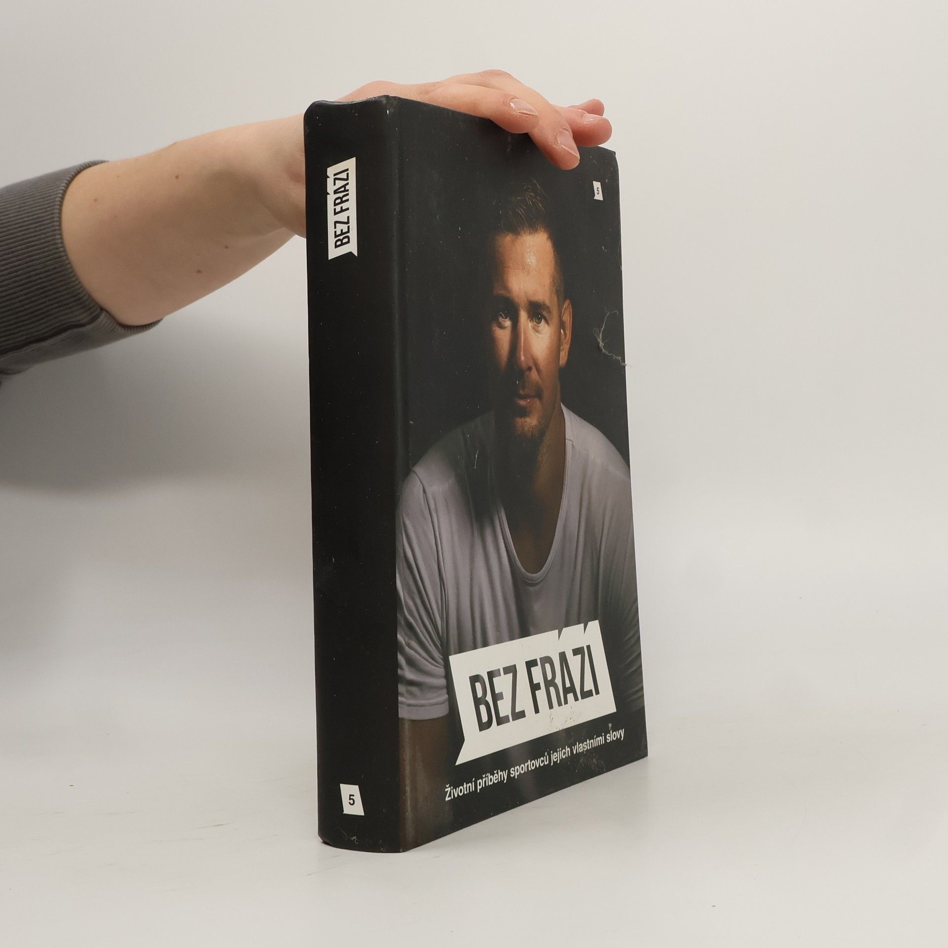 Kolektiv autorů Bez frází 5
