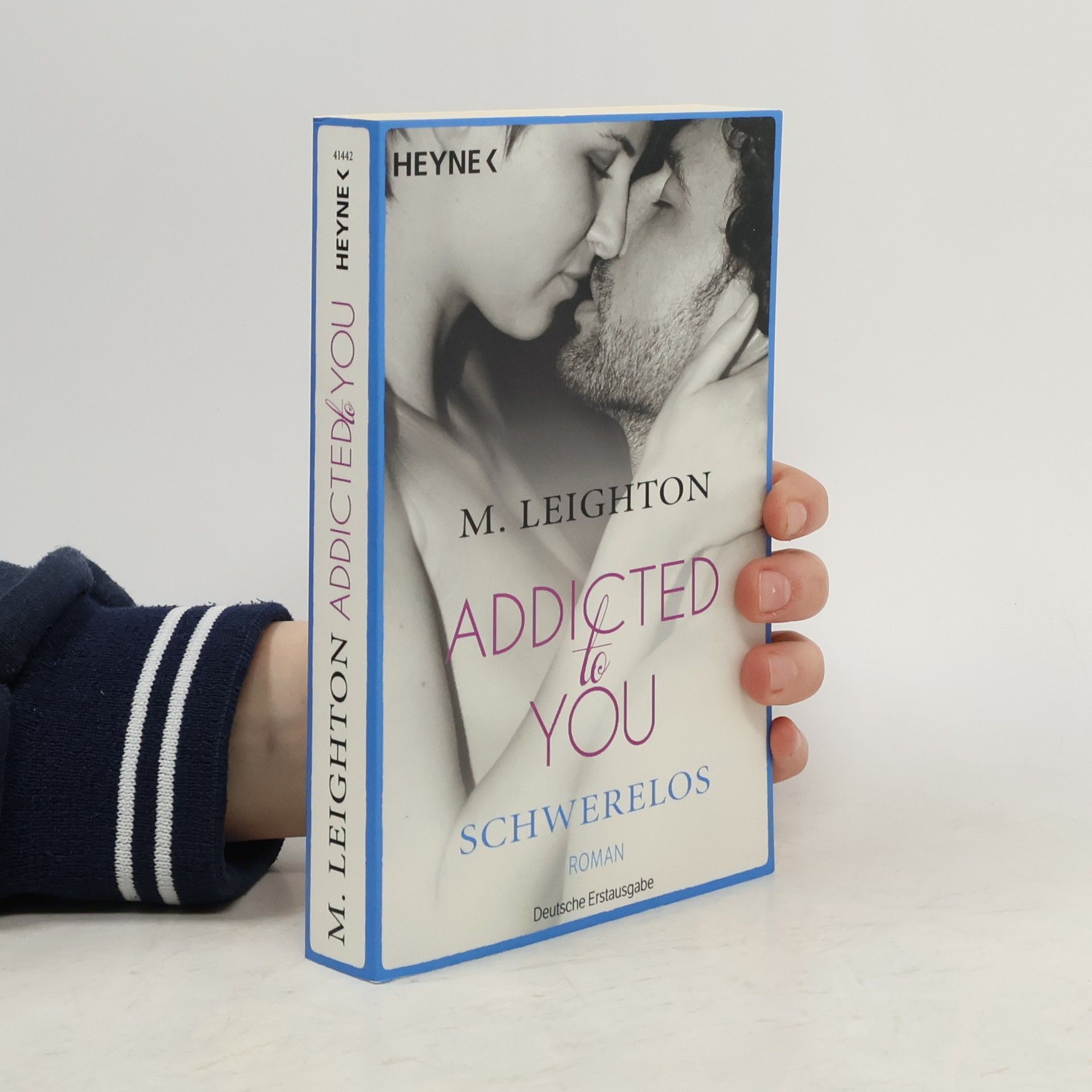 Addicted To You. Schwerelos