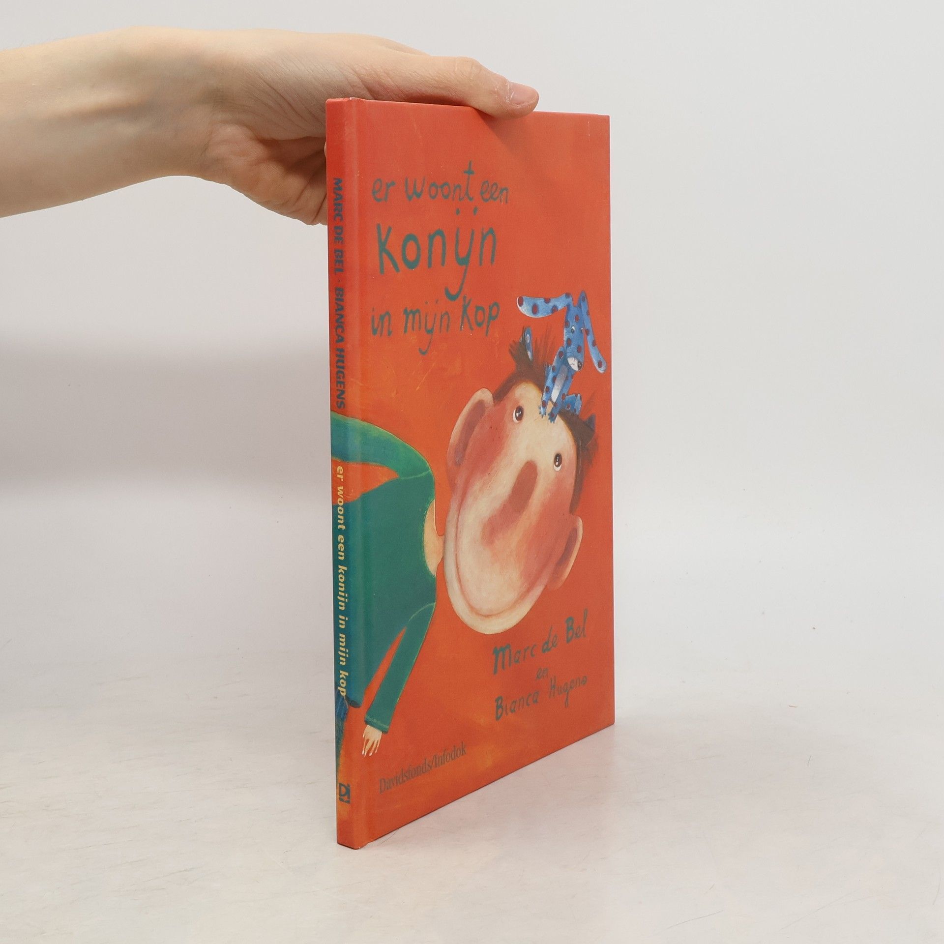 Er woont een konijn in mijn kop