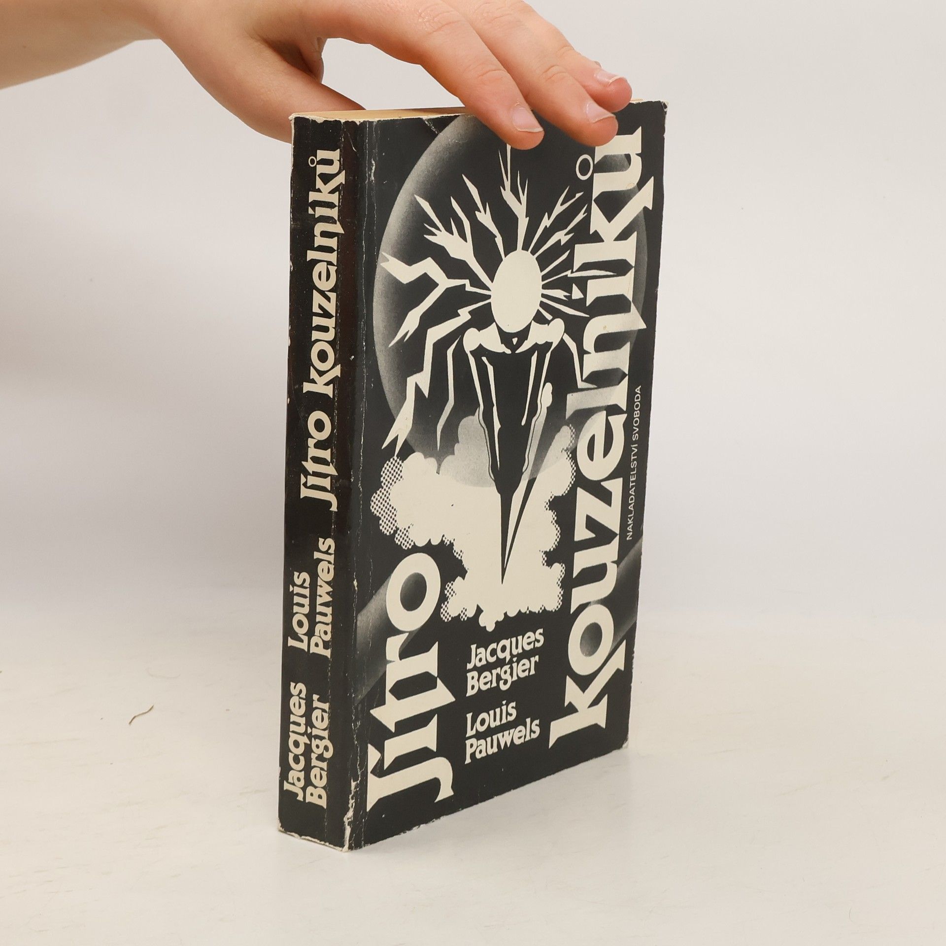 Louis Pauwels Jitro kouzelníků