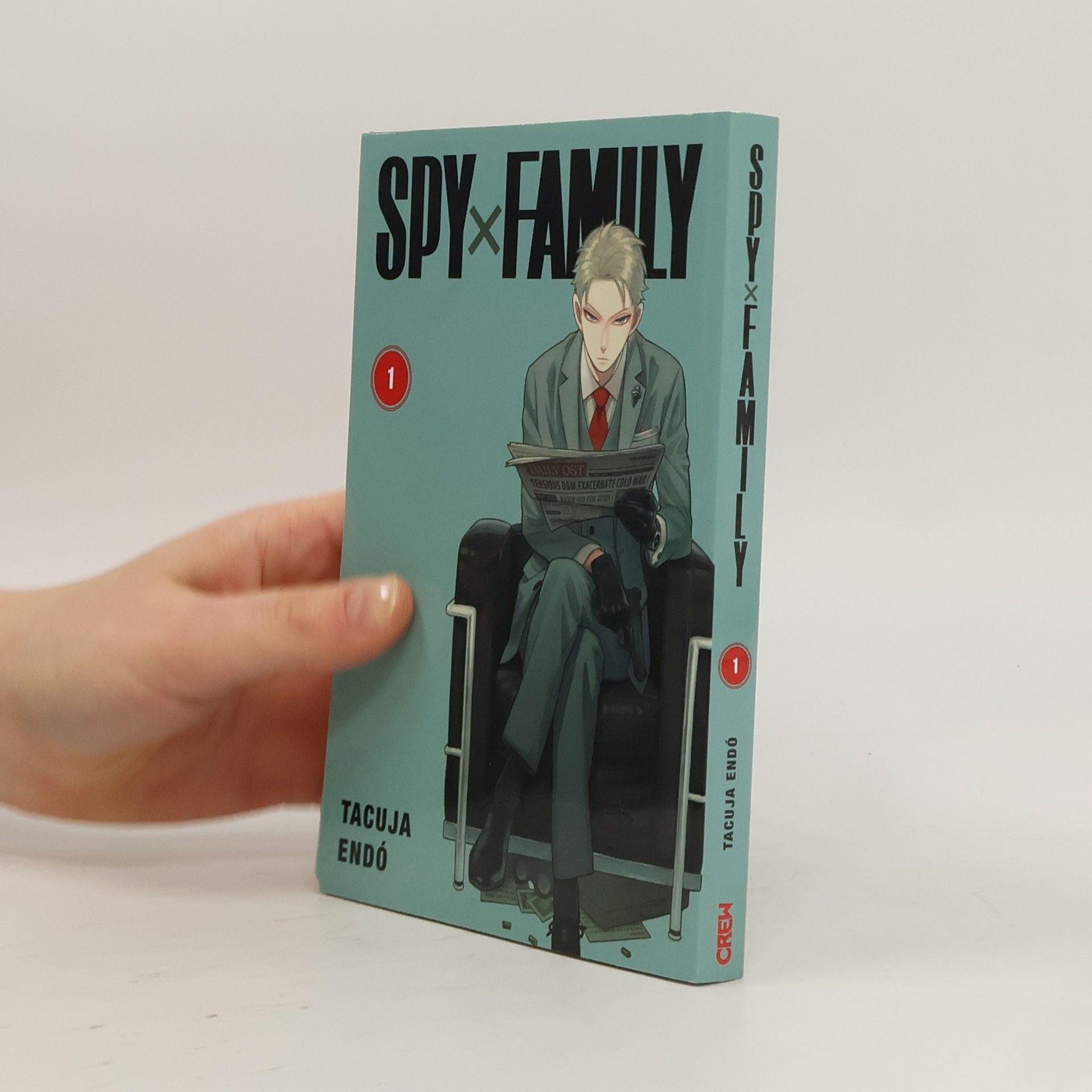 Tacuja Endó Spy x Family 1