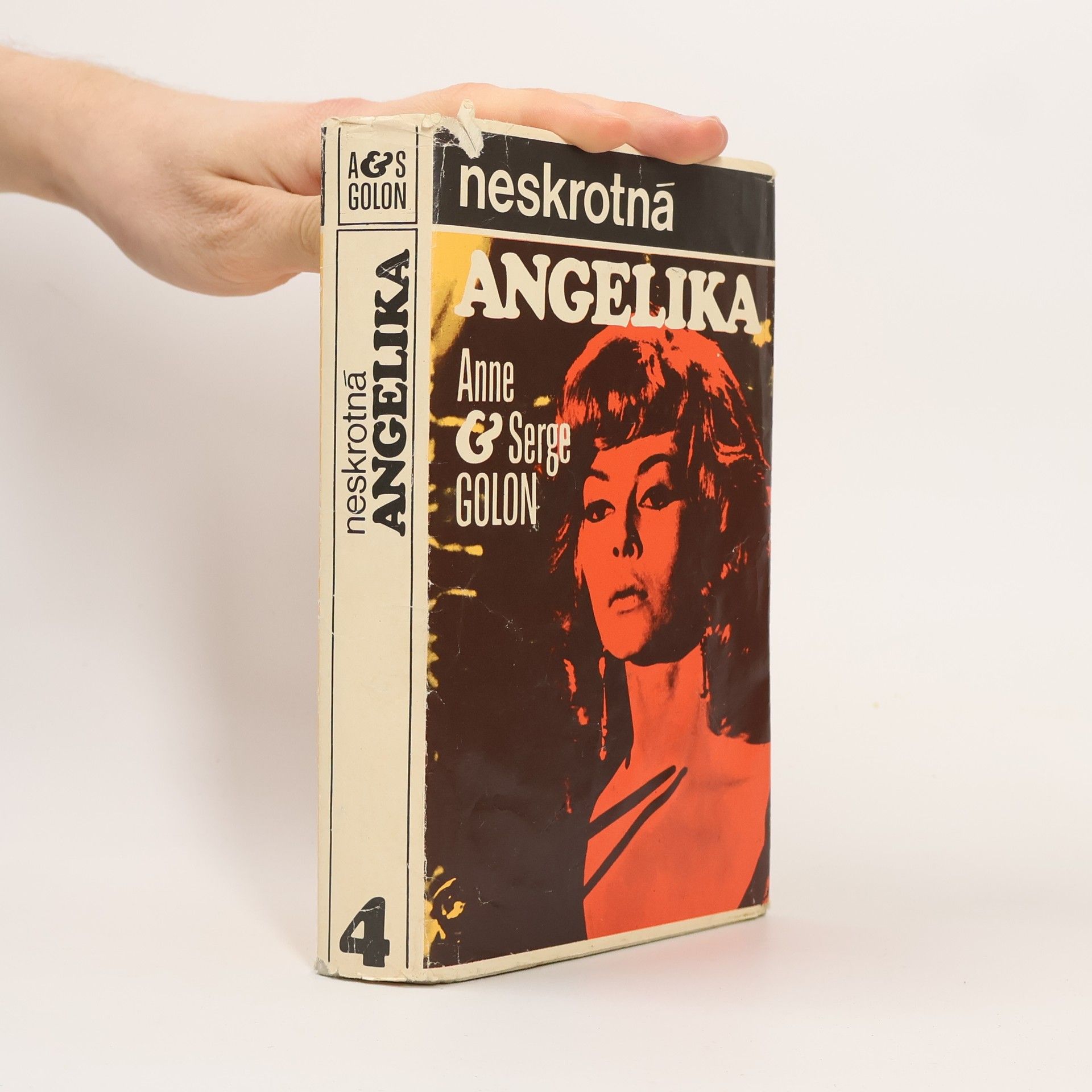 Anne Golon Neskrotná Angelika