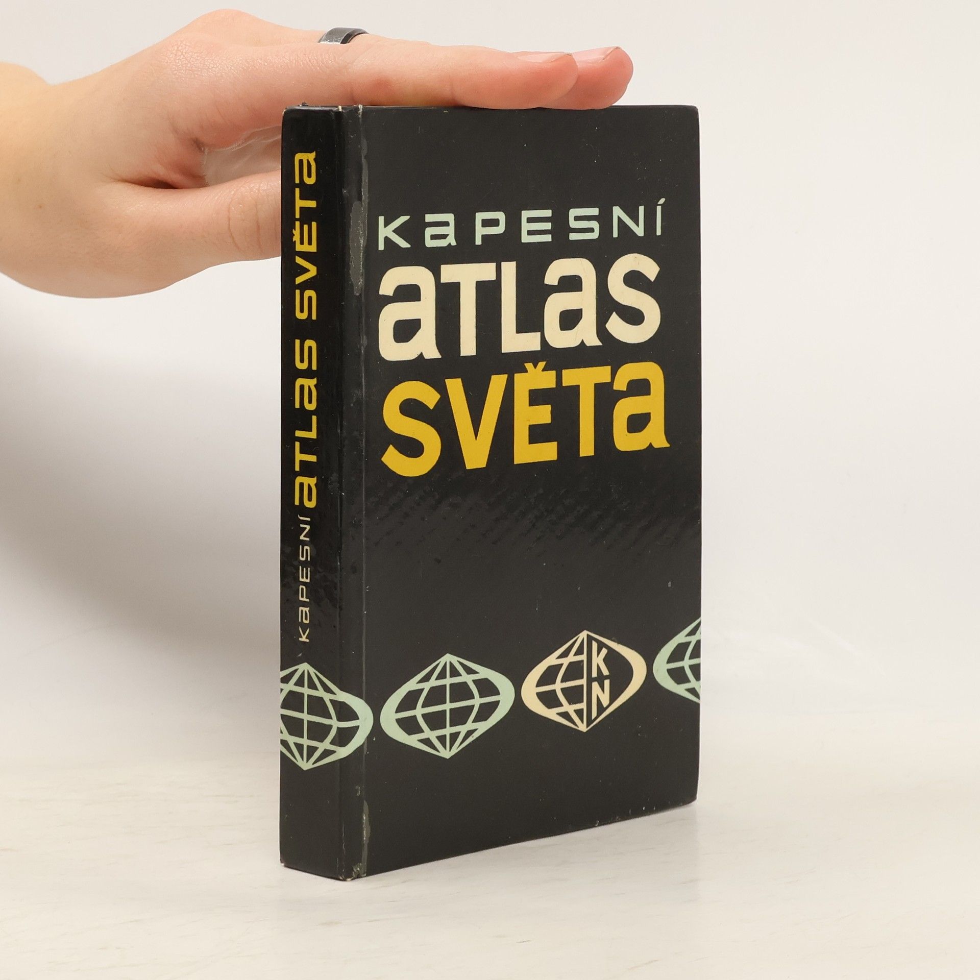 Kapesní atlas světa