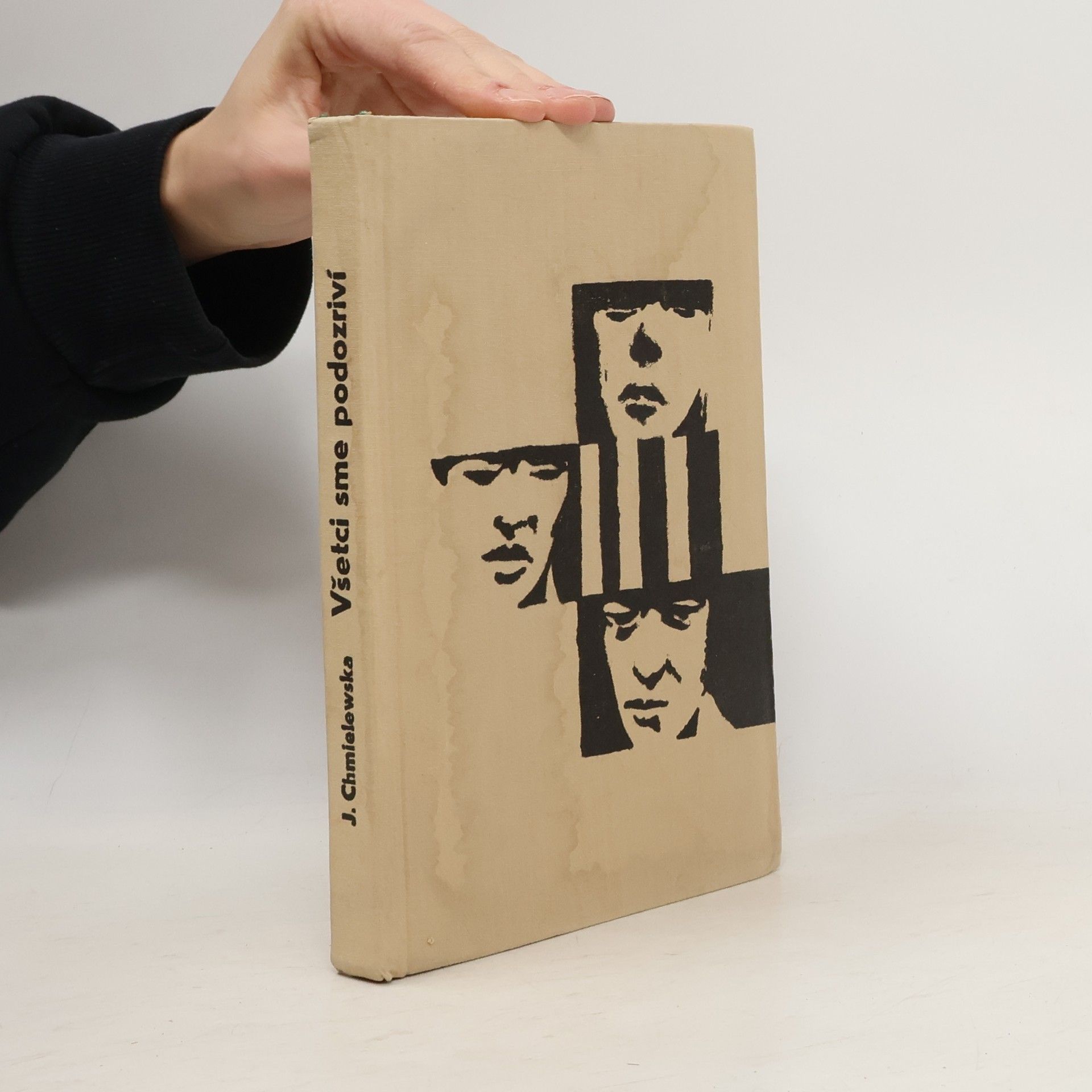 Všetci sme podozriví