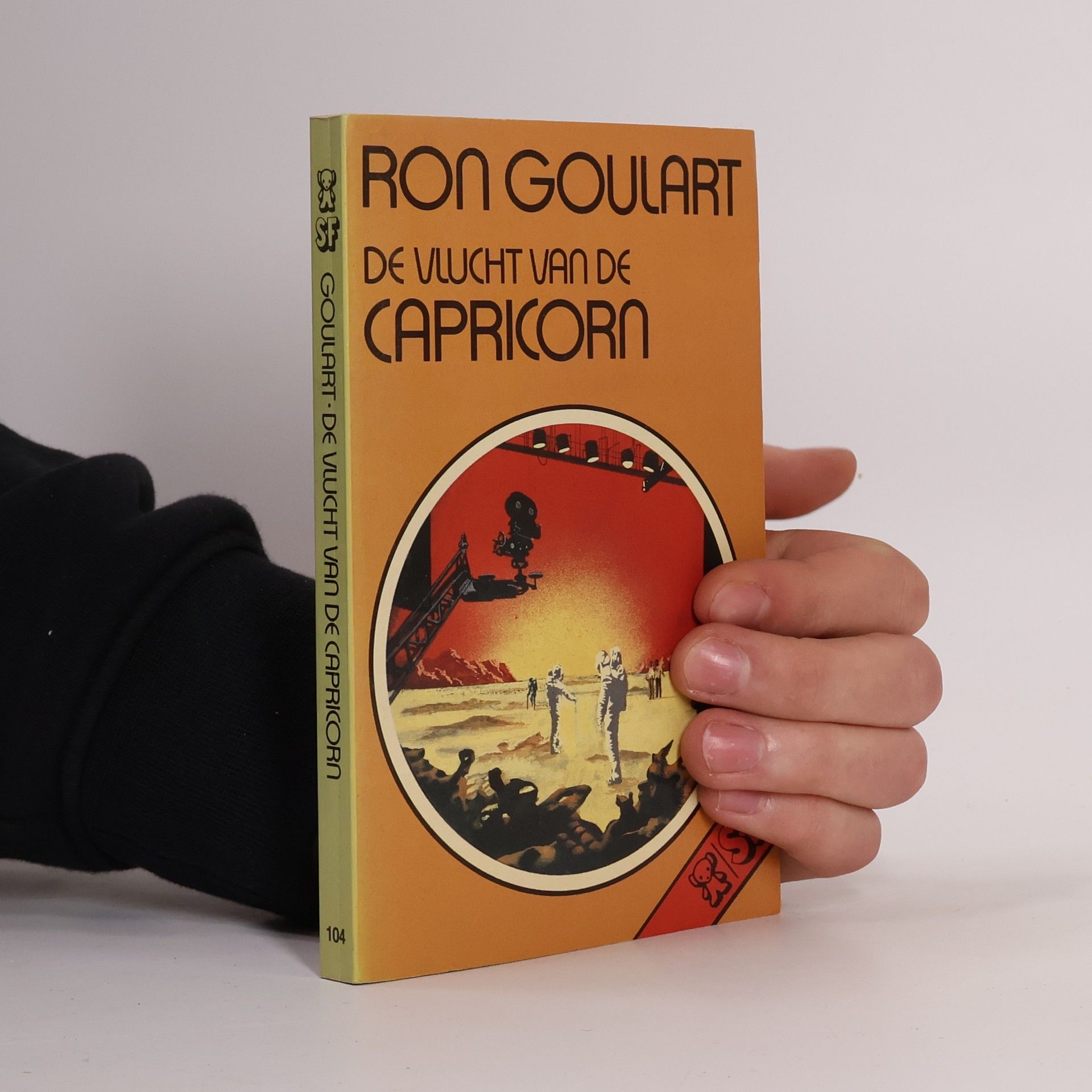 Ron Goulart SF - 104: De Vlucht van de Capricorn