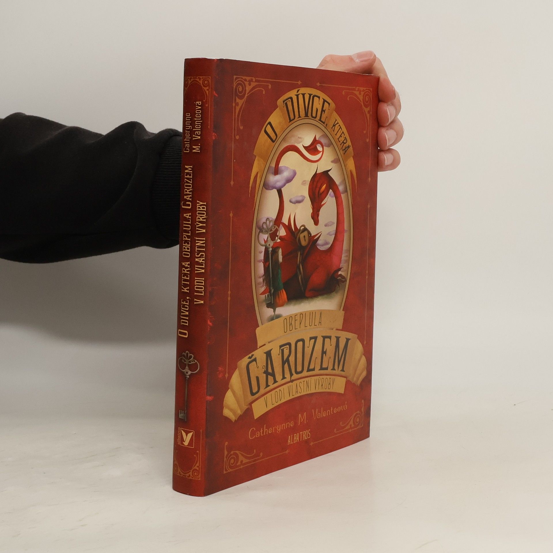 O dívce, která obeplula Čarozem v lodi vlastní výroby