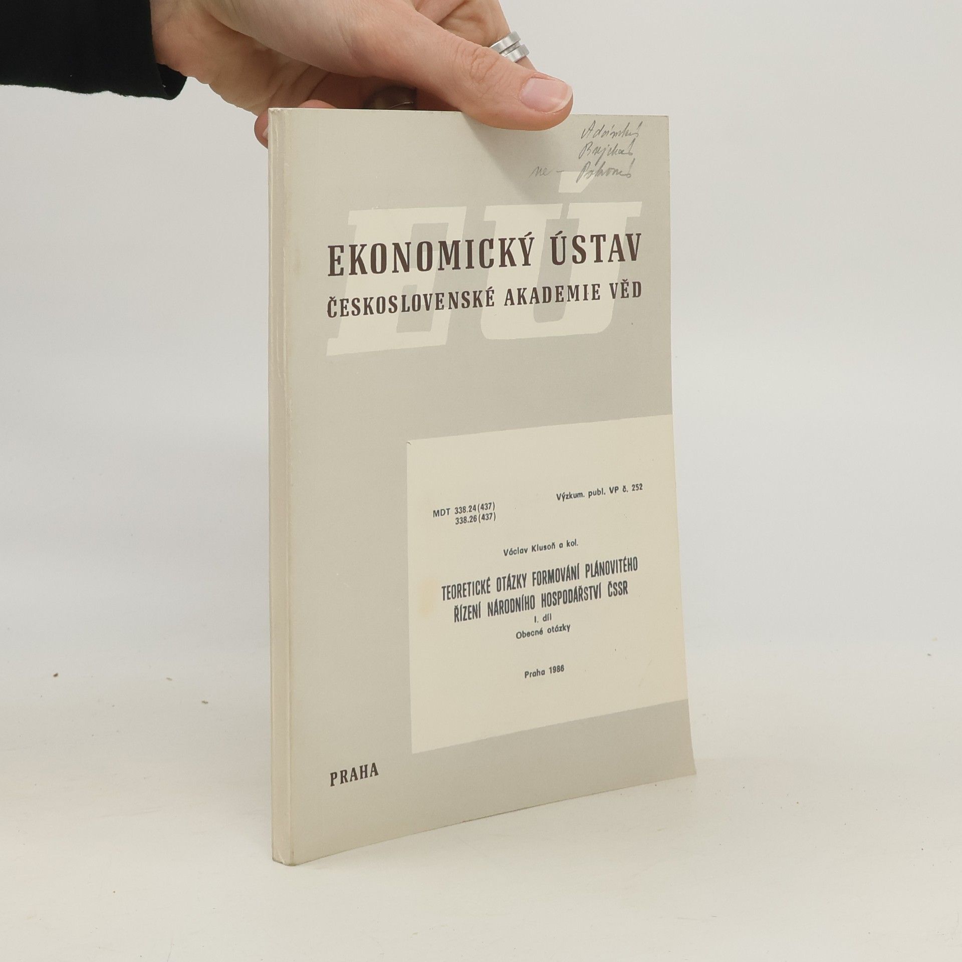 Kolektiv autorů Teoretické otázky formování plánovitého řízení národního hospodářství ČSSR I.