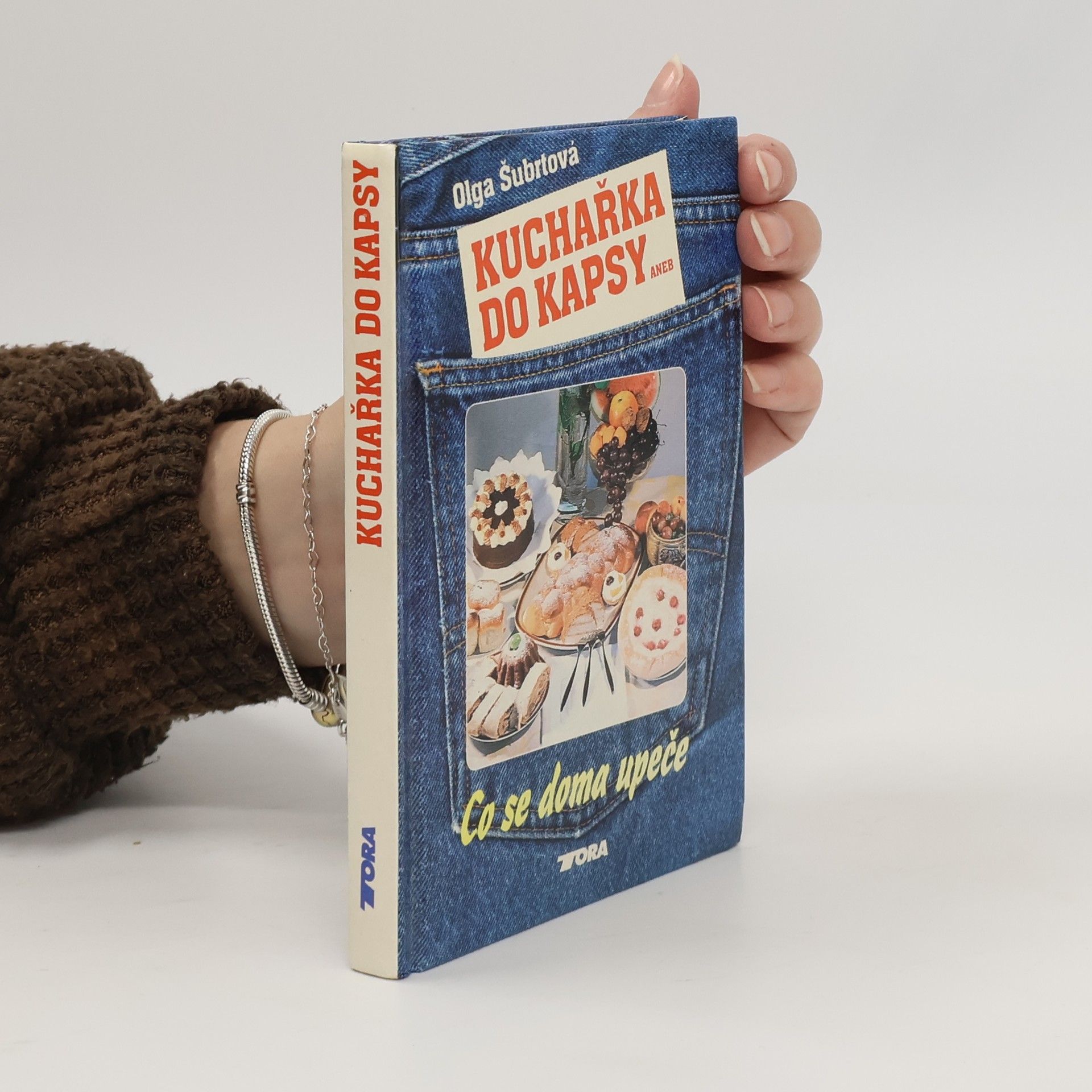 Kuchařka do kapsy aneb Co se doma upeče