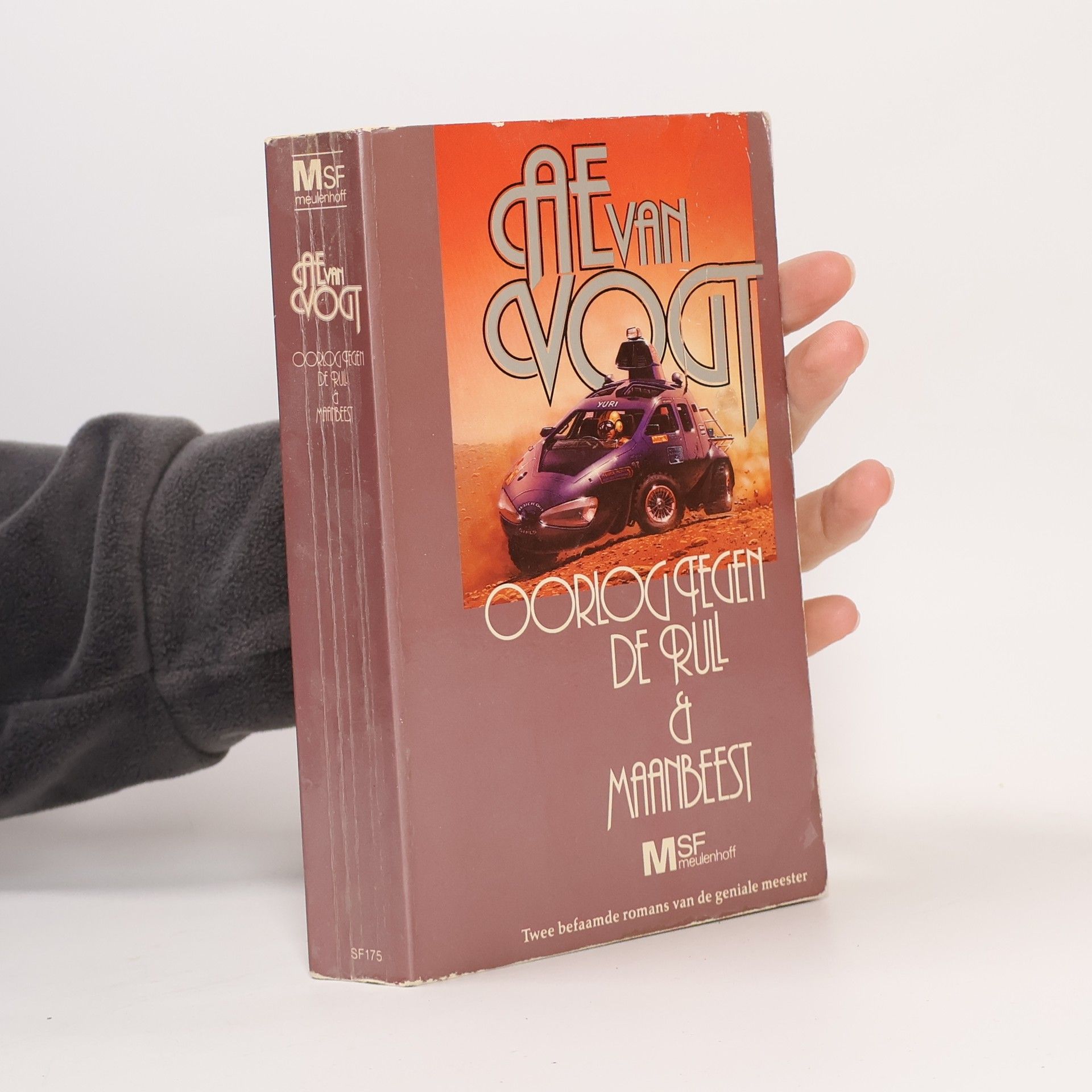 Alfred Elton van Vogt Oorlog tegen de Rull