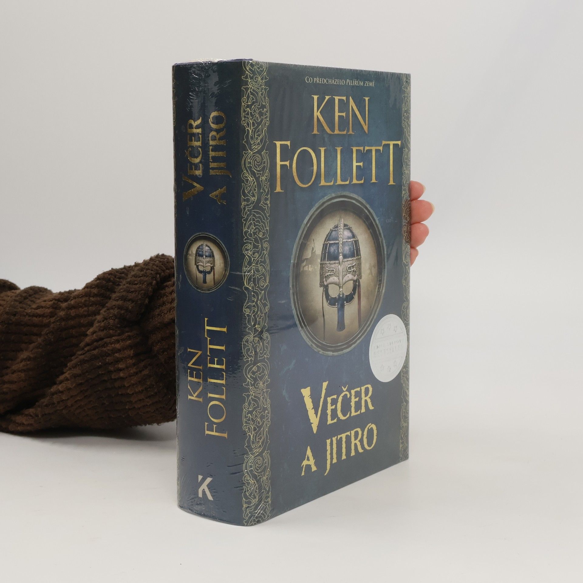 Ken Follett Večer a jitro