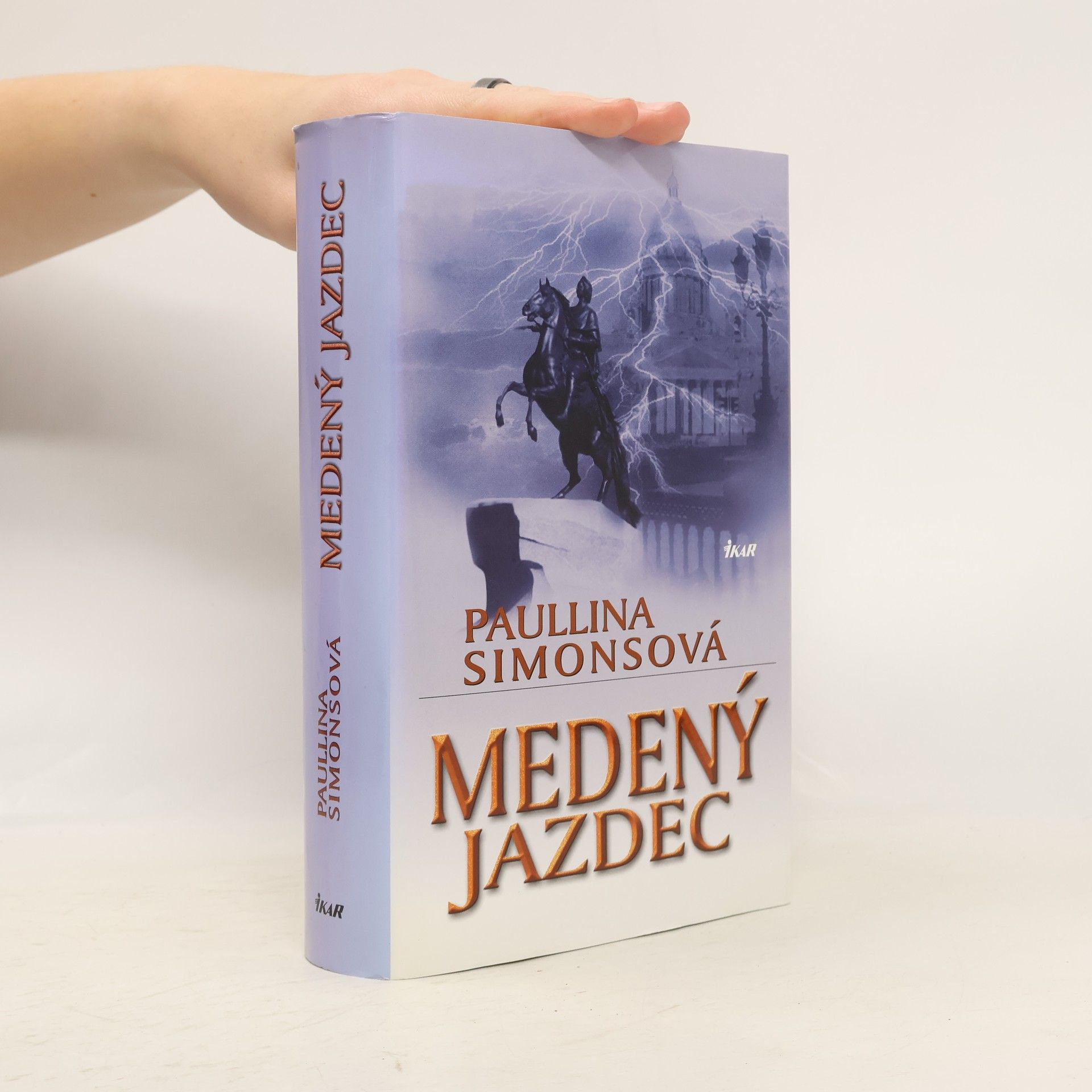 Paullina Simons Medený jazdec