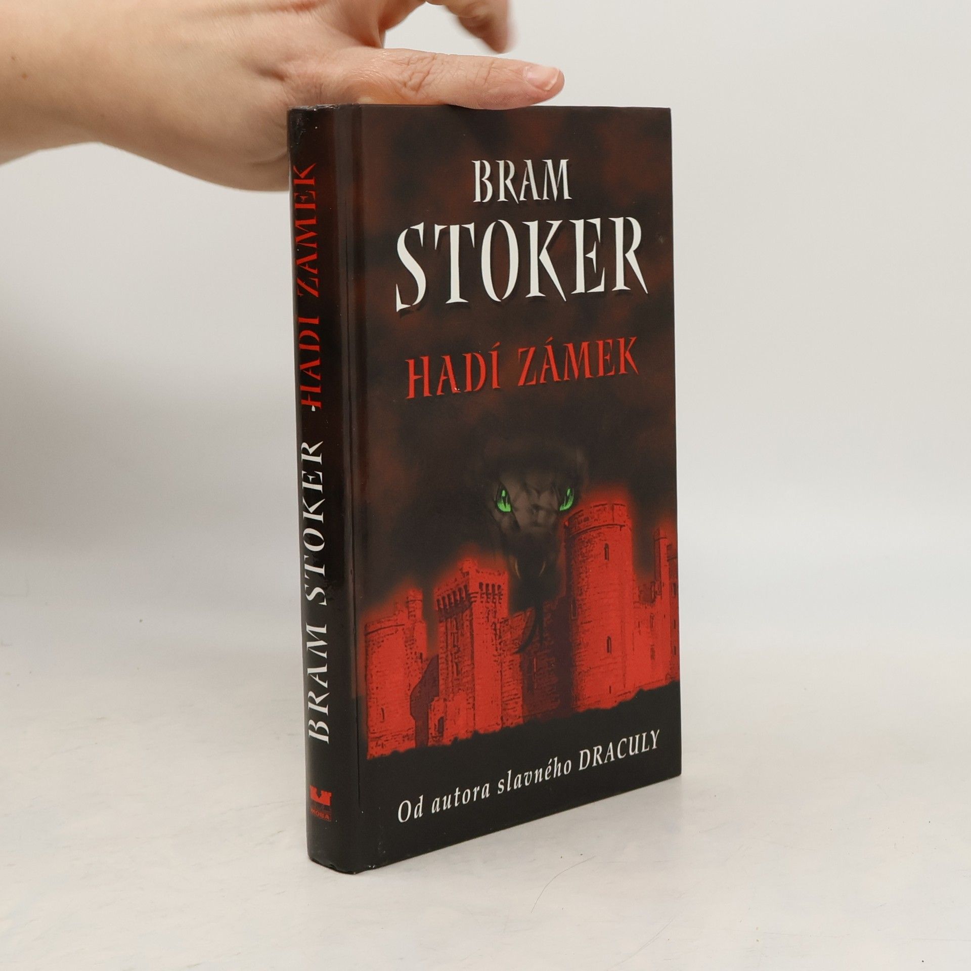 Bram Stoker Hadí zámek