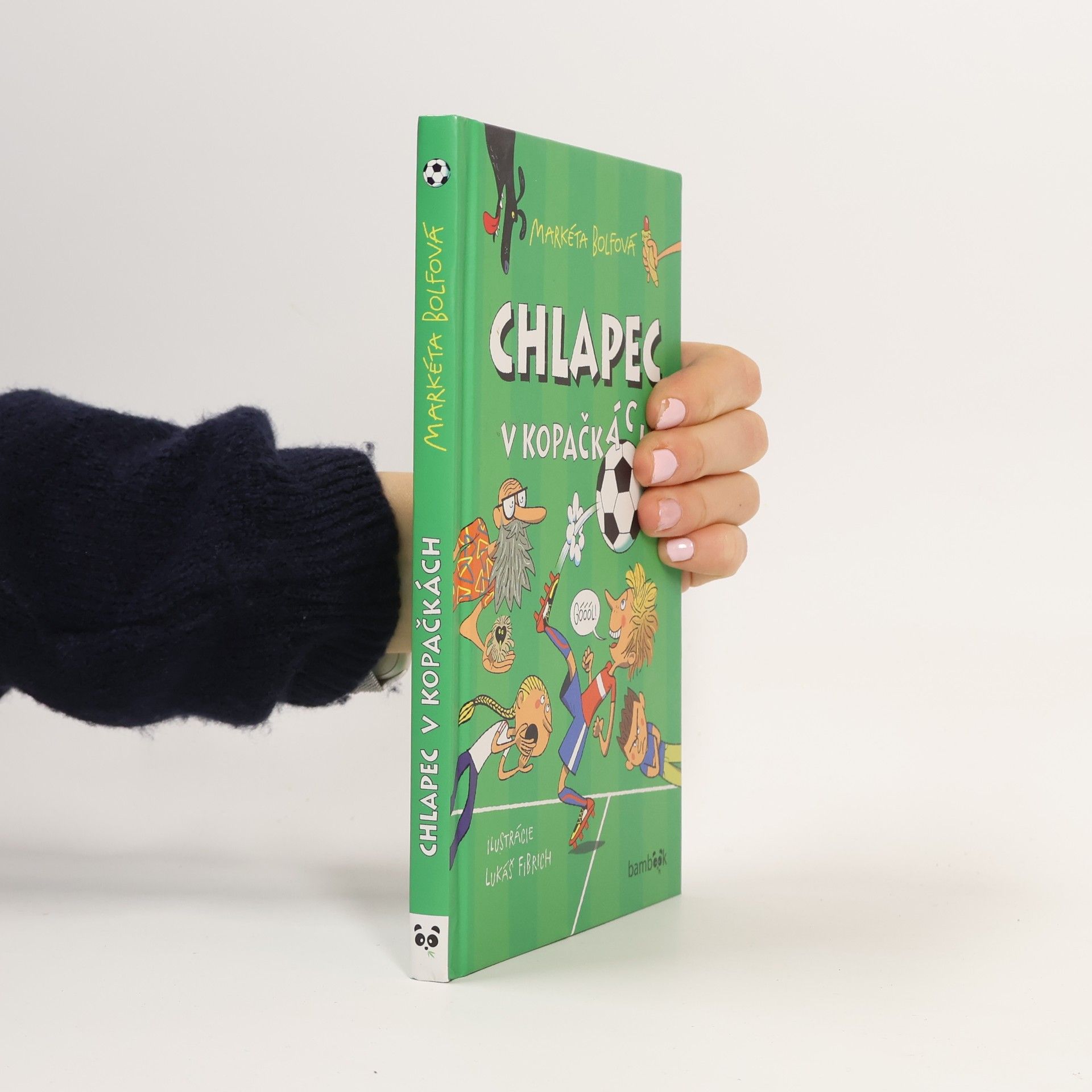 Markéta Bolfová Chlapec v kopačkách