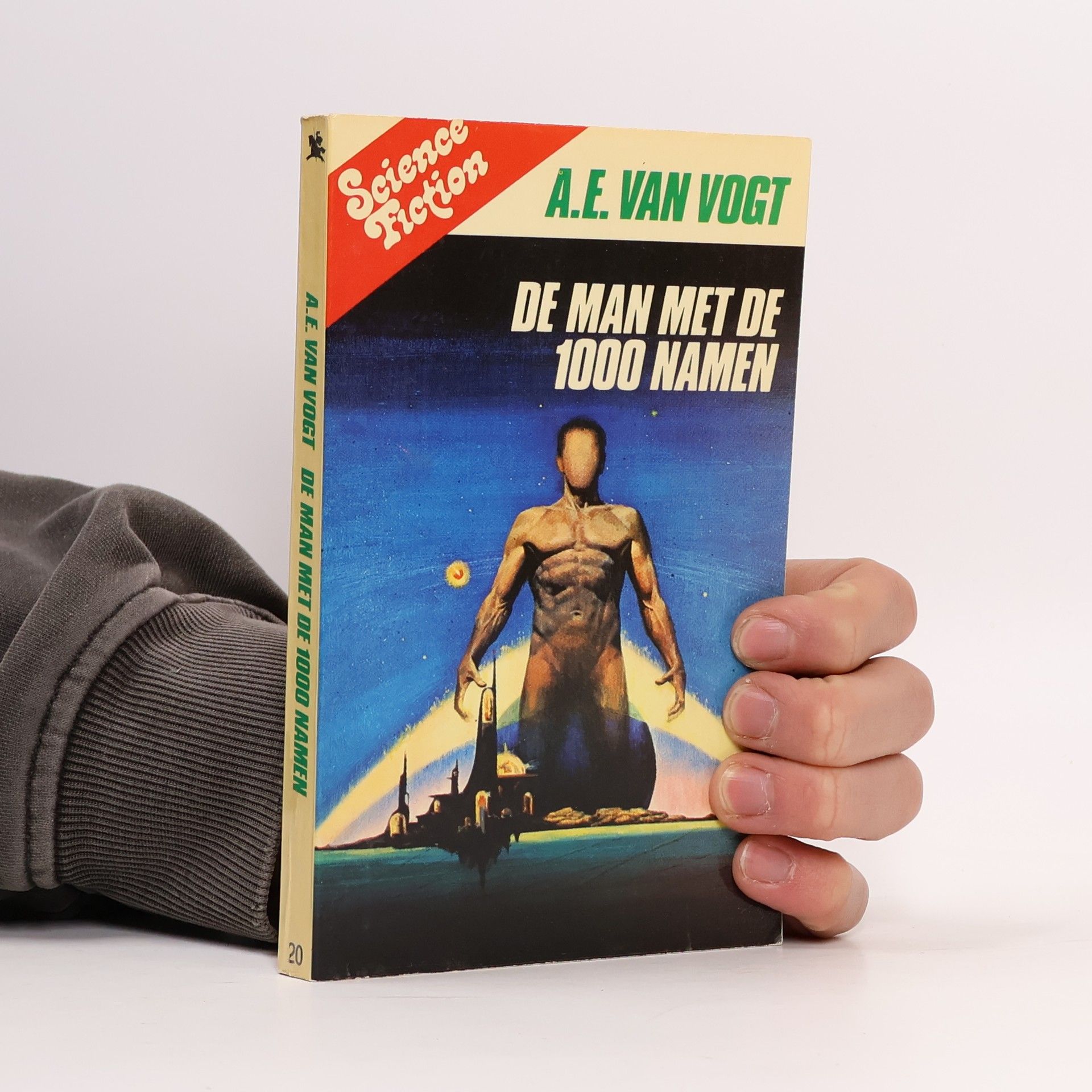 A. E. van Vogt De man met de 1000 namen