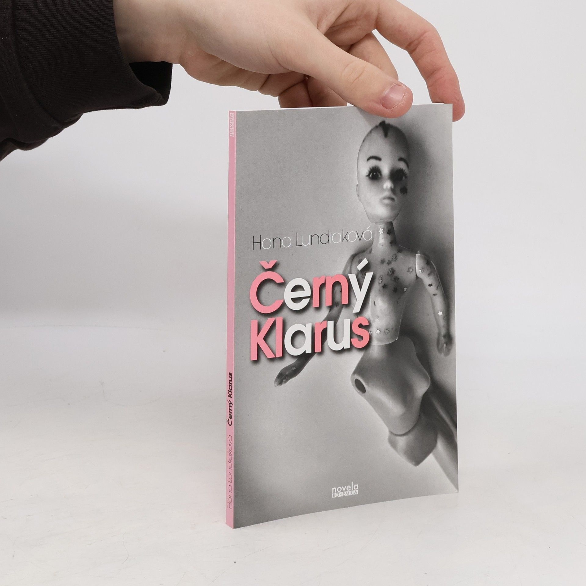 Hana Lundiaková Černý Klarus