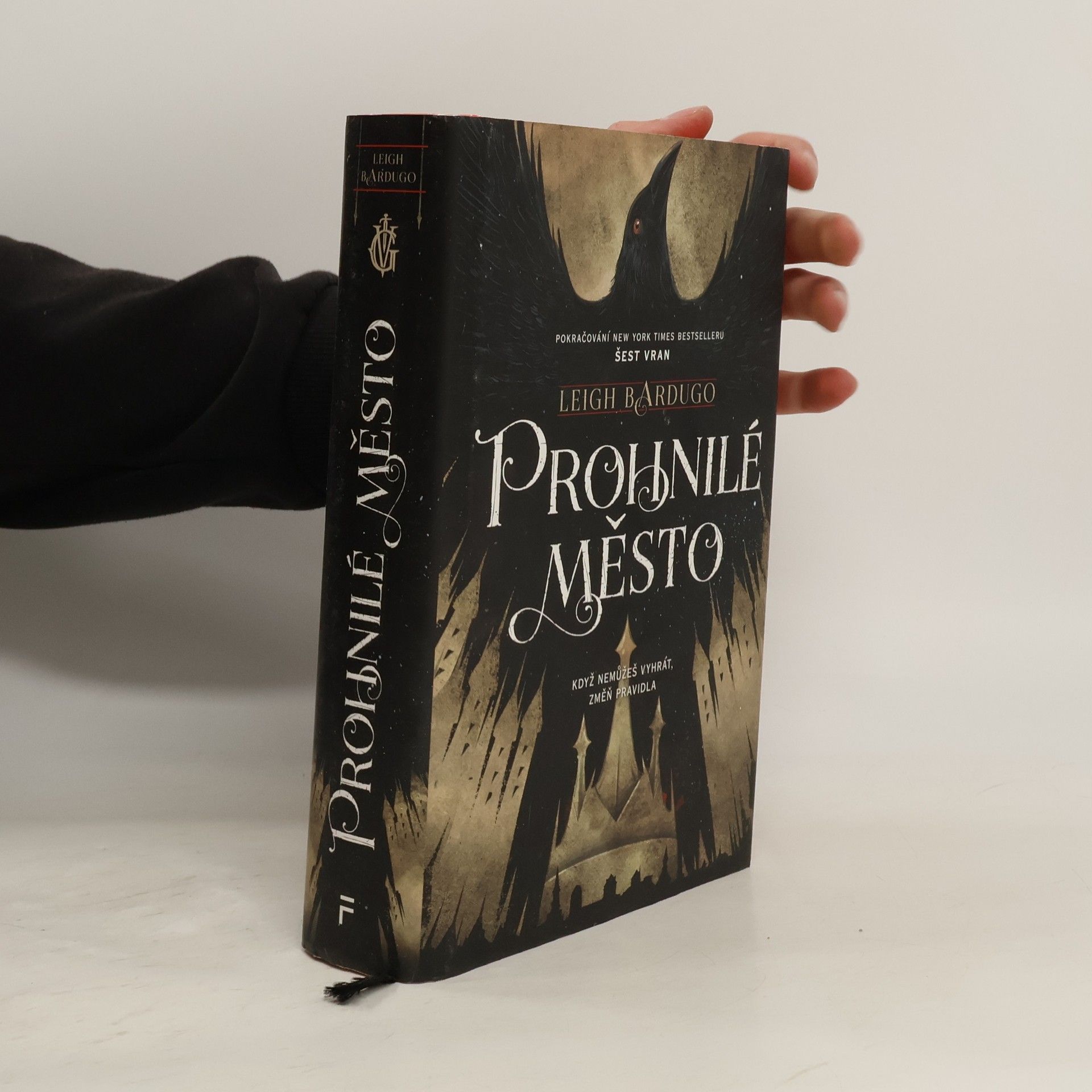 Leigh Bardugo Prohnilé město