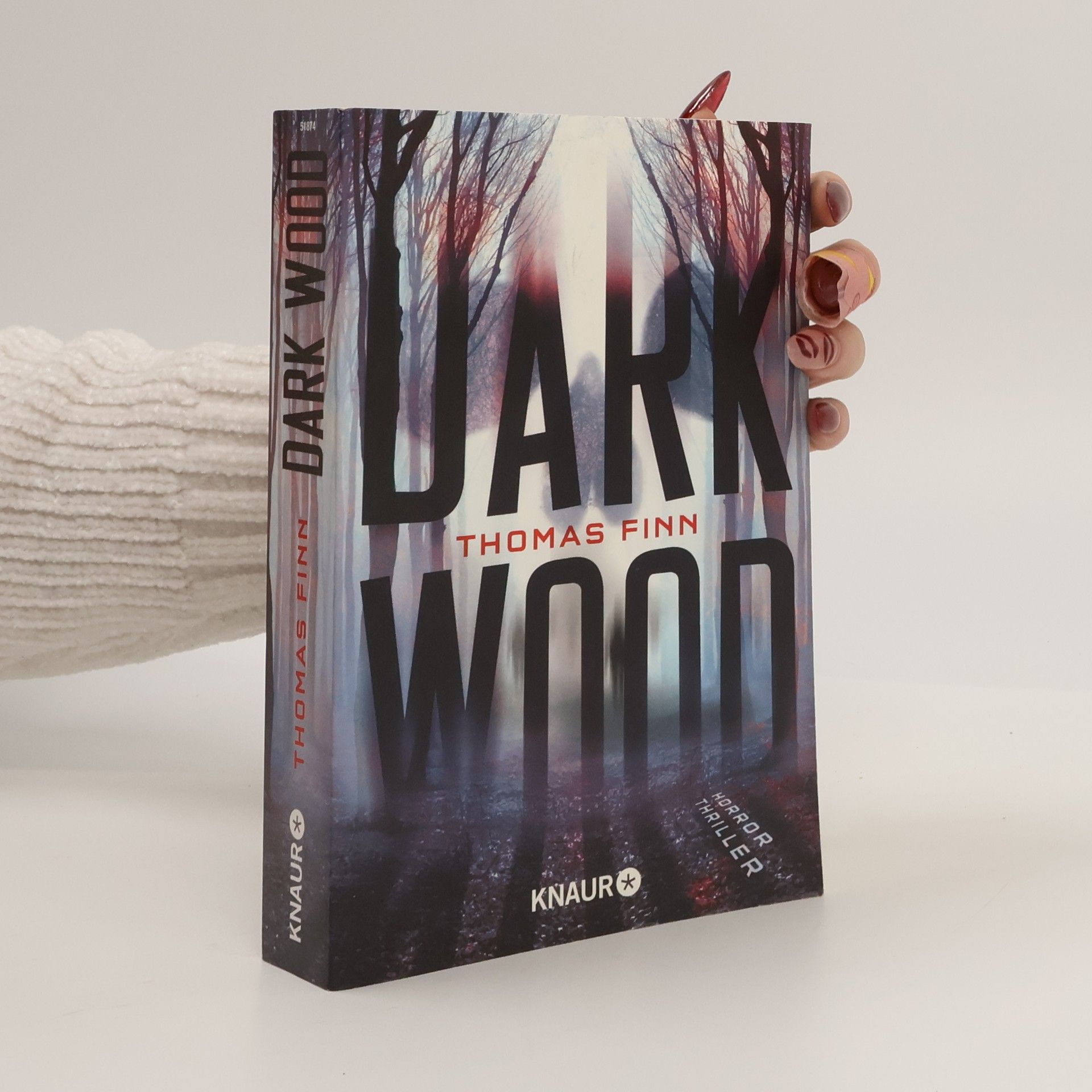 Thomas Finn Dark Wood