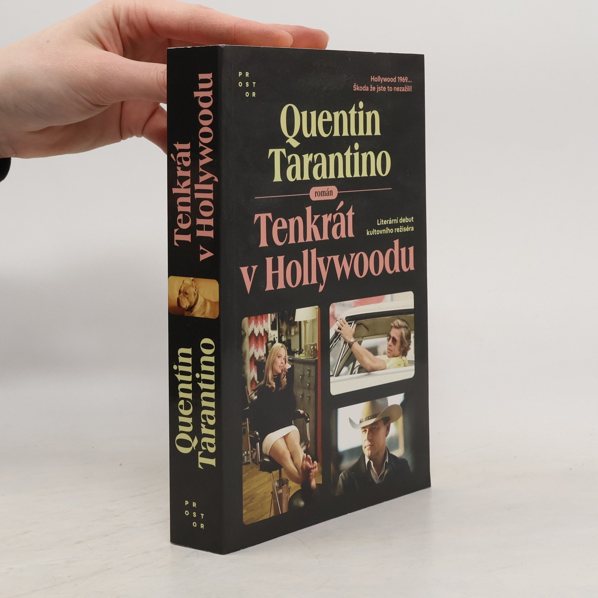 Quentin Tarantino Tenkrát v Hollywoodu : román