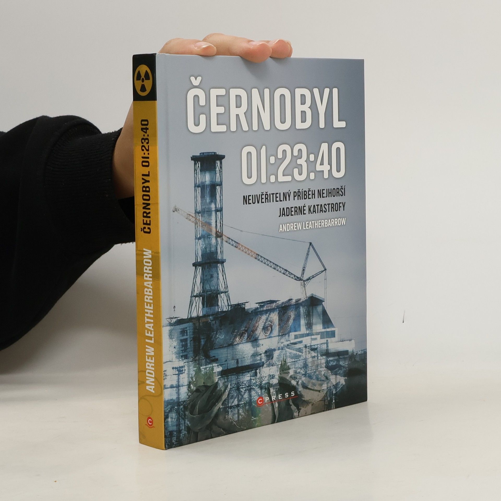 Andrew Leatherbarrow Černobyl 01:23:40