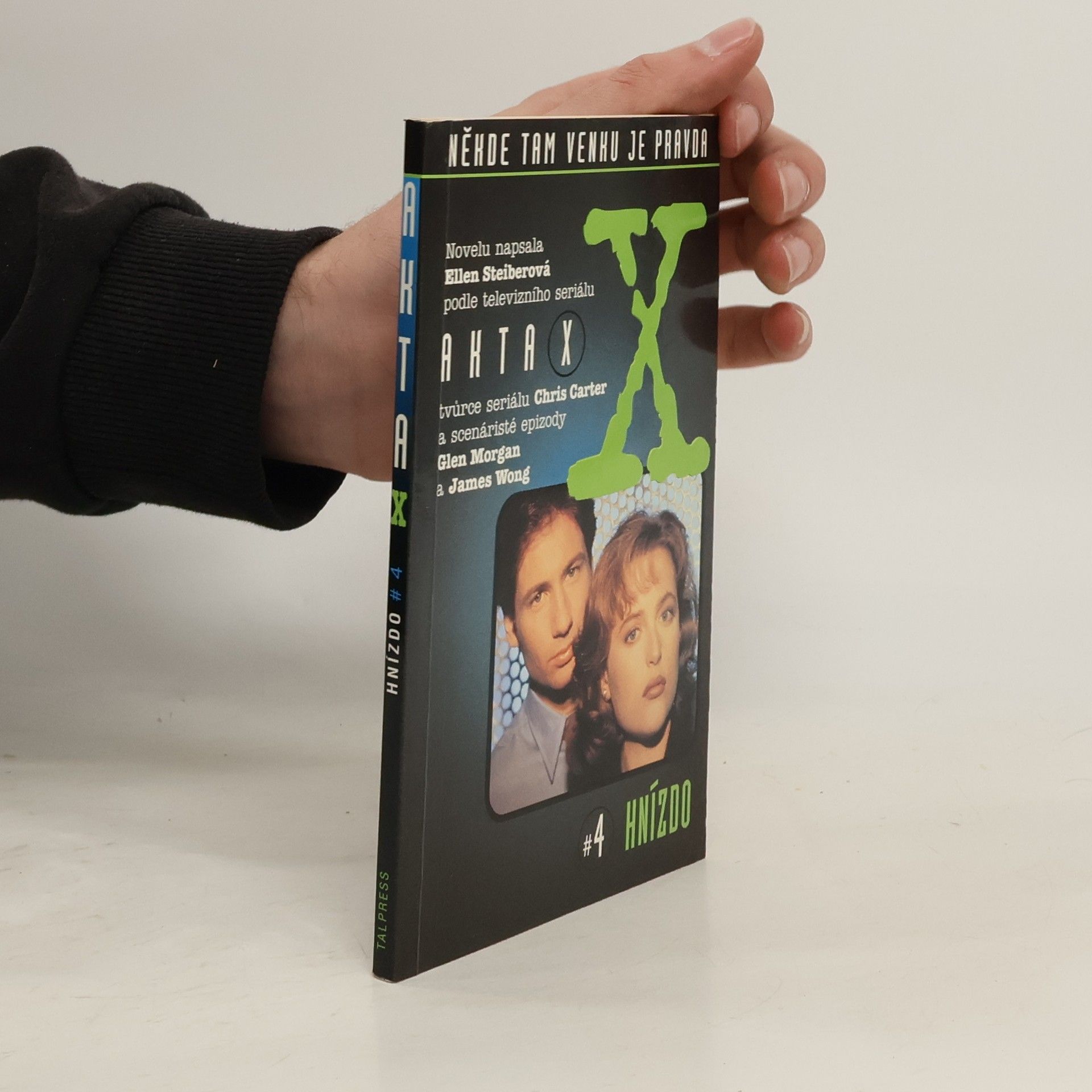 Ellen Steiber Akta X. 4. Hnízdo