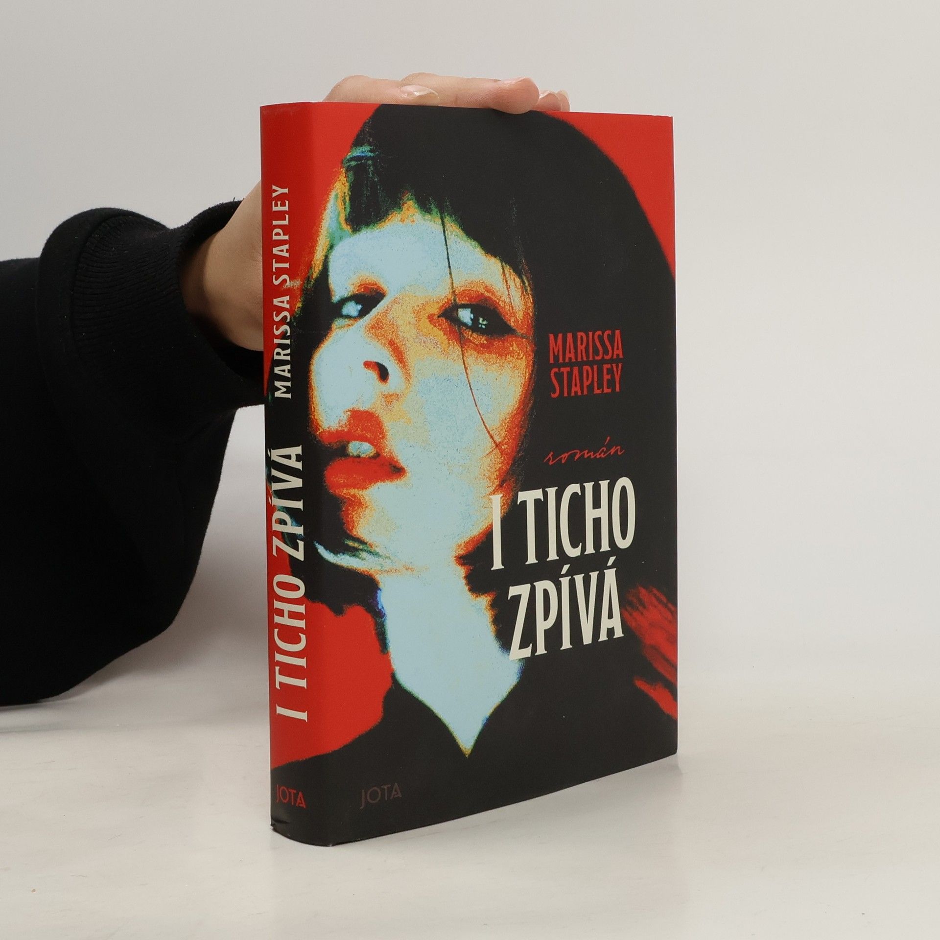 Marissa Stapley I ticho zpívá