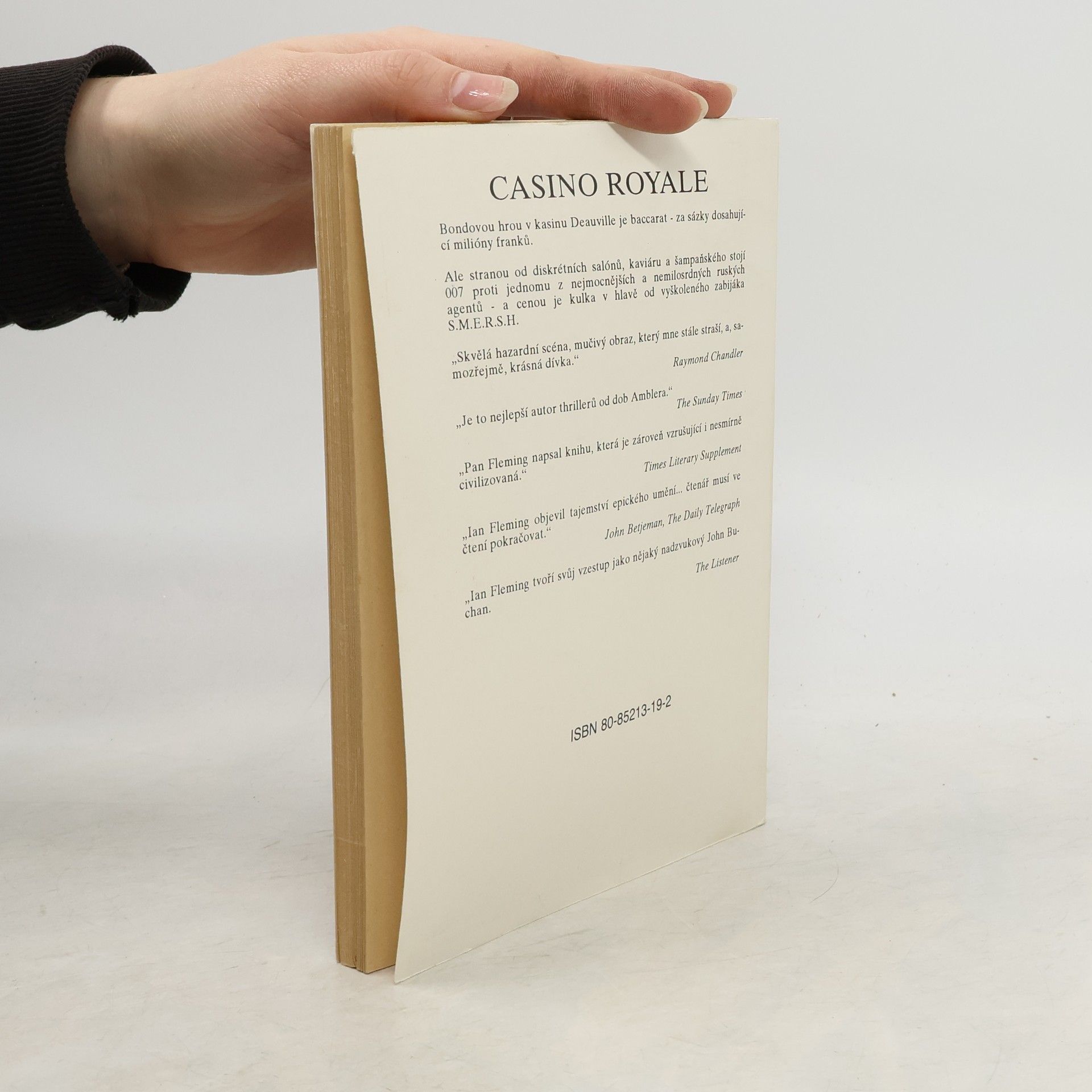 Ian Fleming Casino Royale : James Bond - agent 007