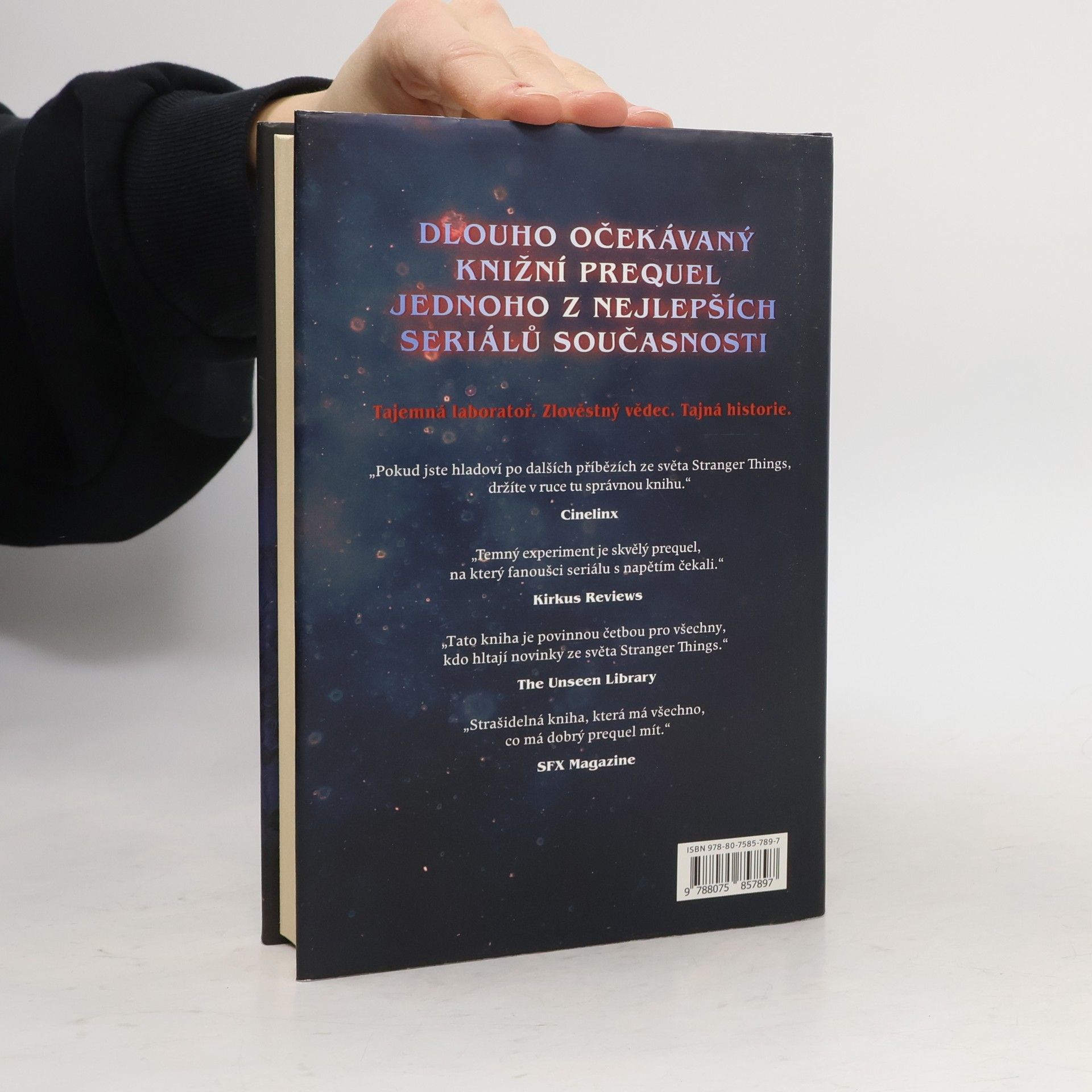 Gwenda Bond Stranger Things. Temný experiment