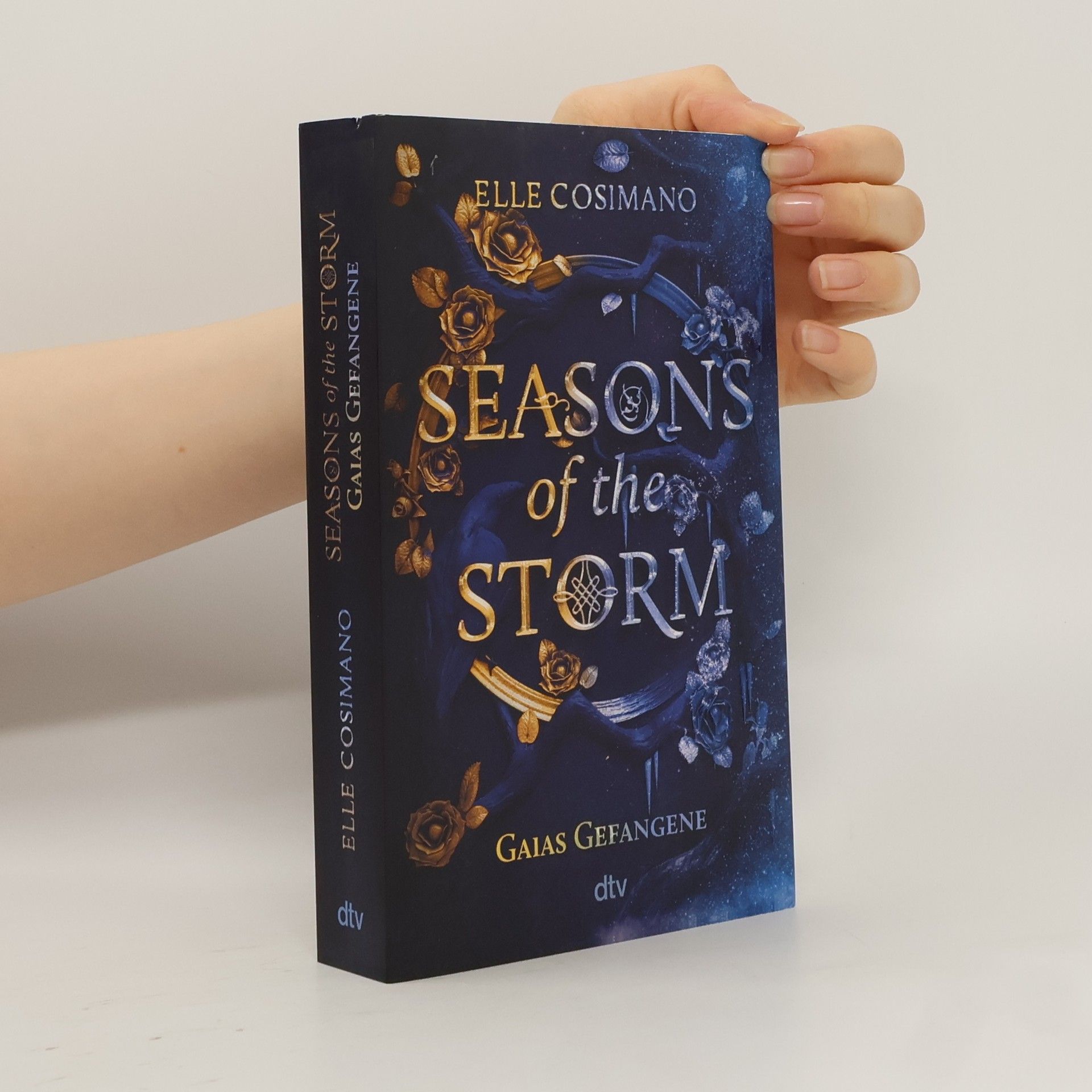 Elle Cosimano Seasons of the Storm. Gaias Gefangene