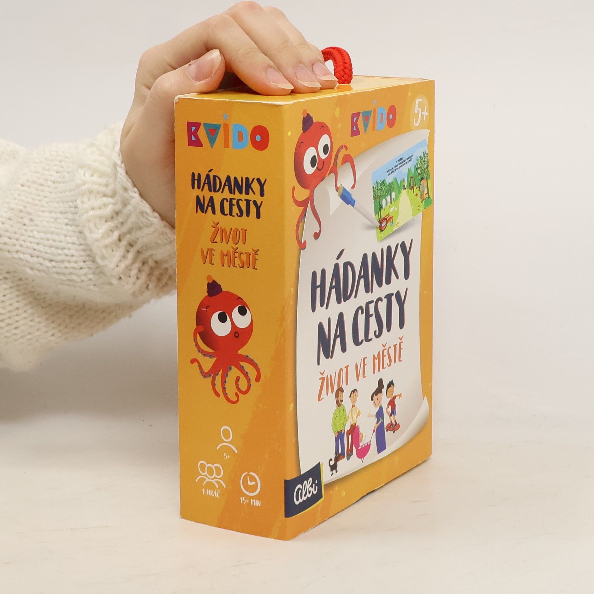 Jitka Kratochvílová Hádanky na cesty. Malý detektiv