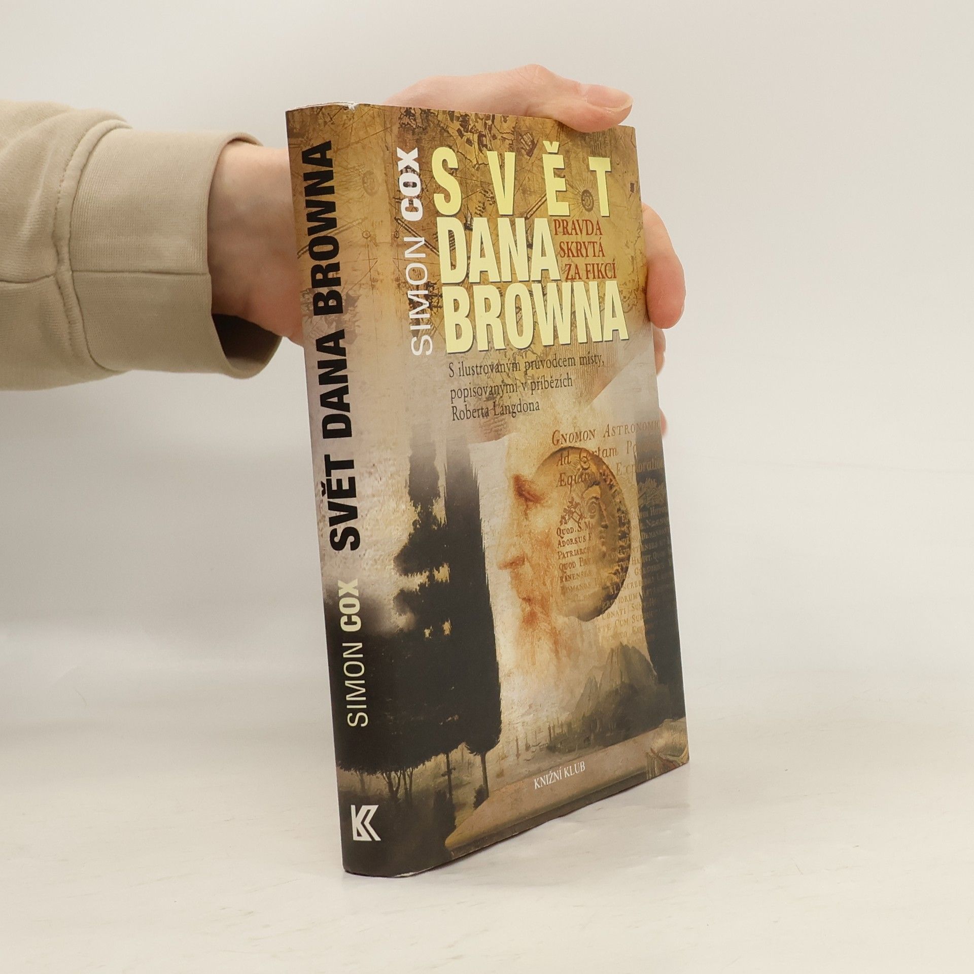 Simon Cox Svět Dana Browna