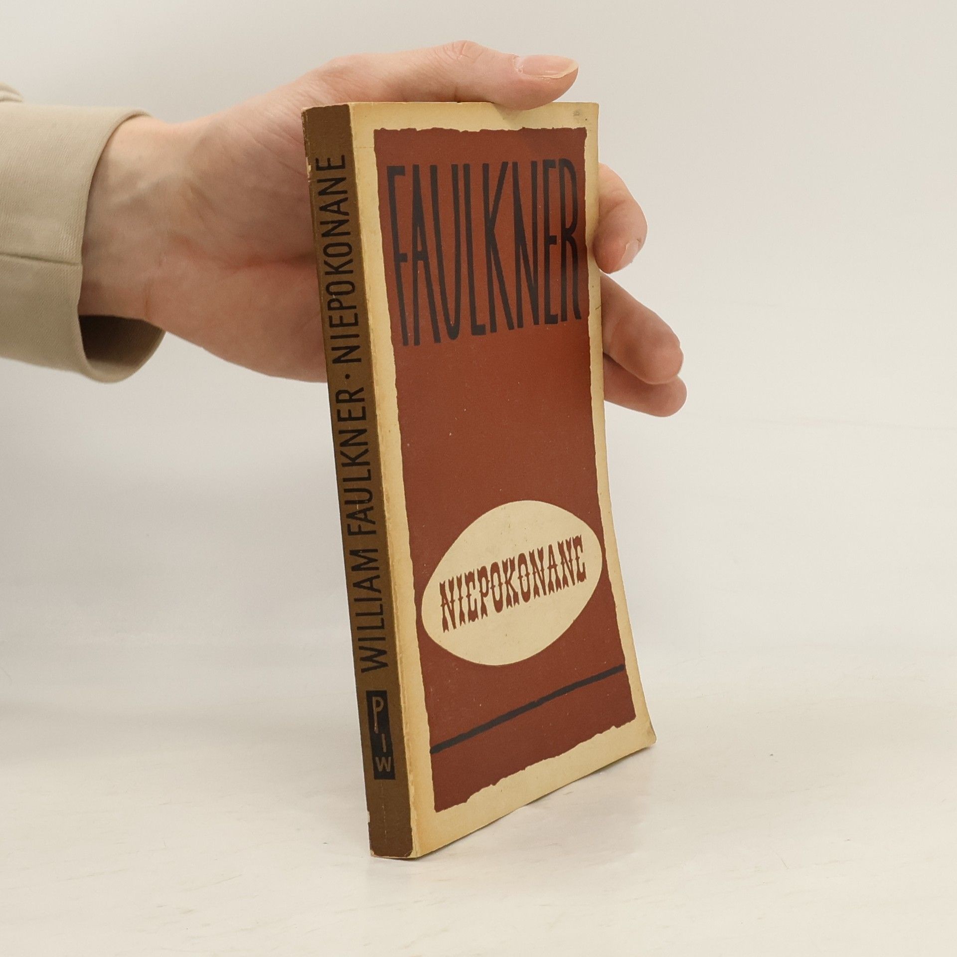 William Faulkner Niepokonane