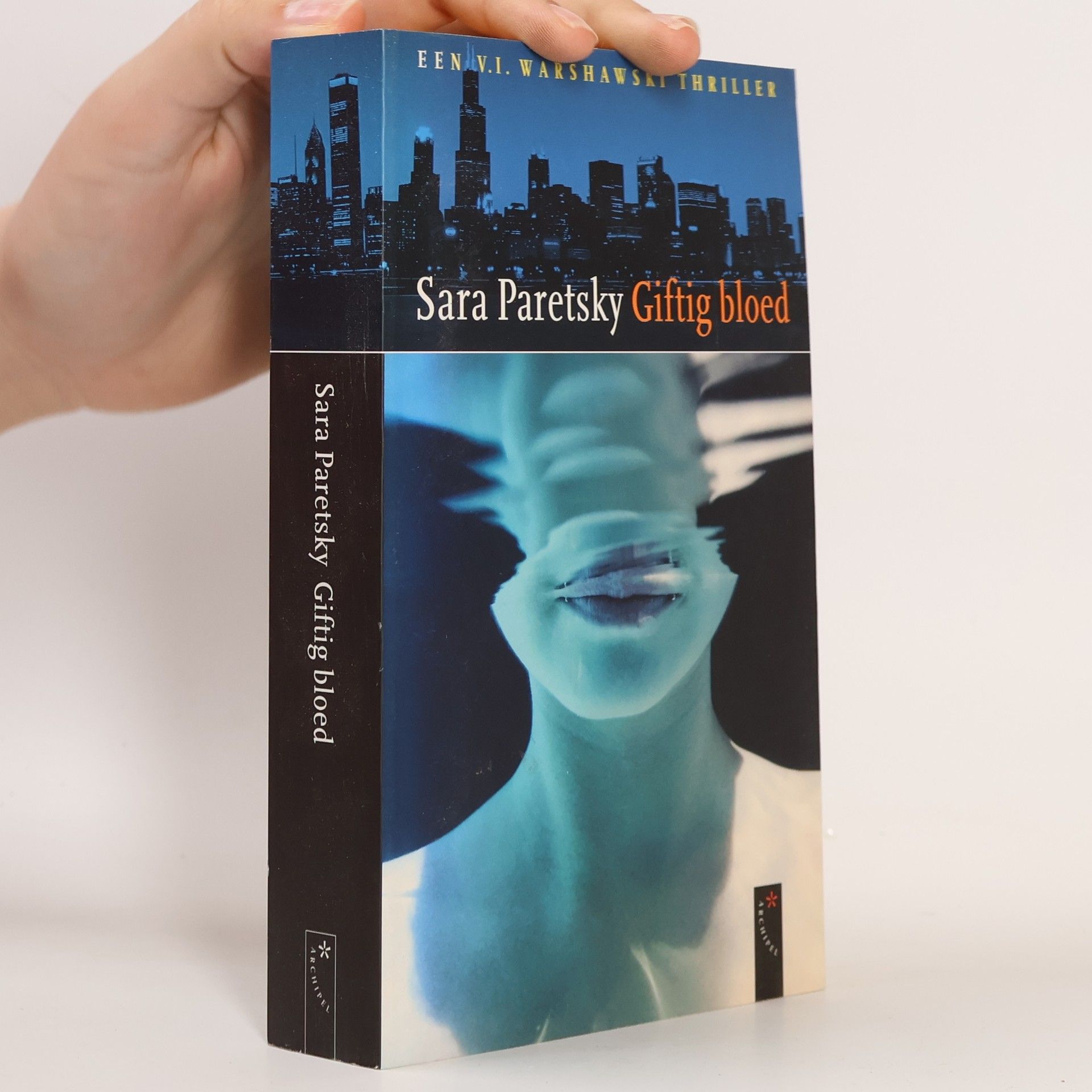 Sara Paretsky V.I. Warshawski Thriller - 5: Giftig bloed