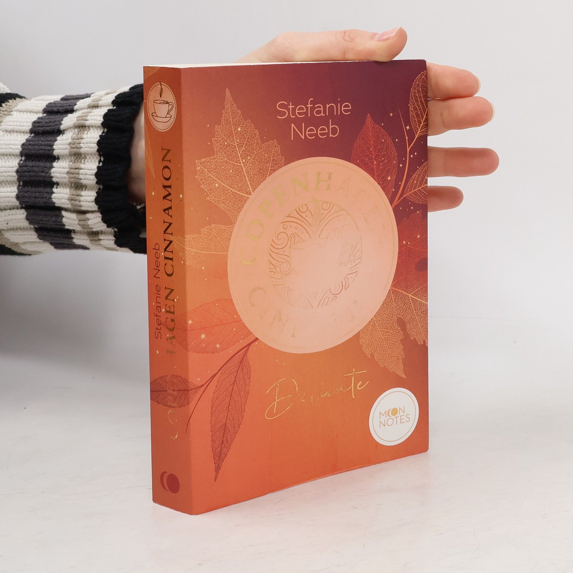 Stefanie Neeb Copenhagen Cinnamon 1. Delicate