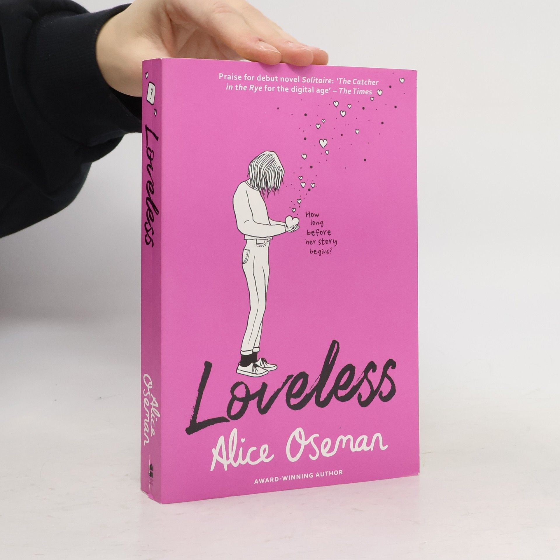 Alice Oseman Loveless