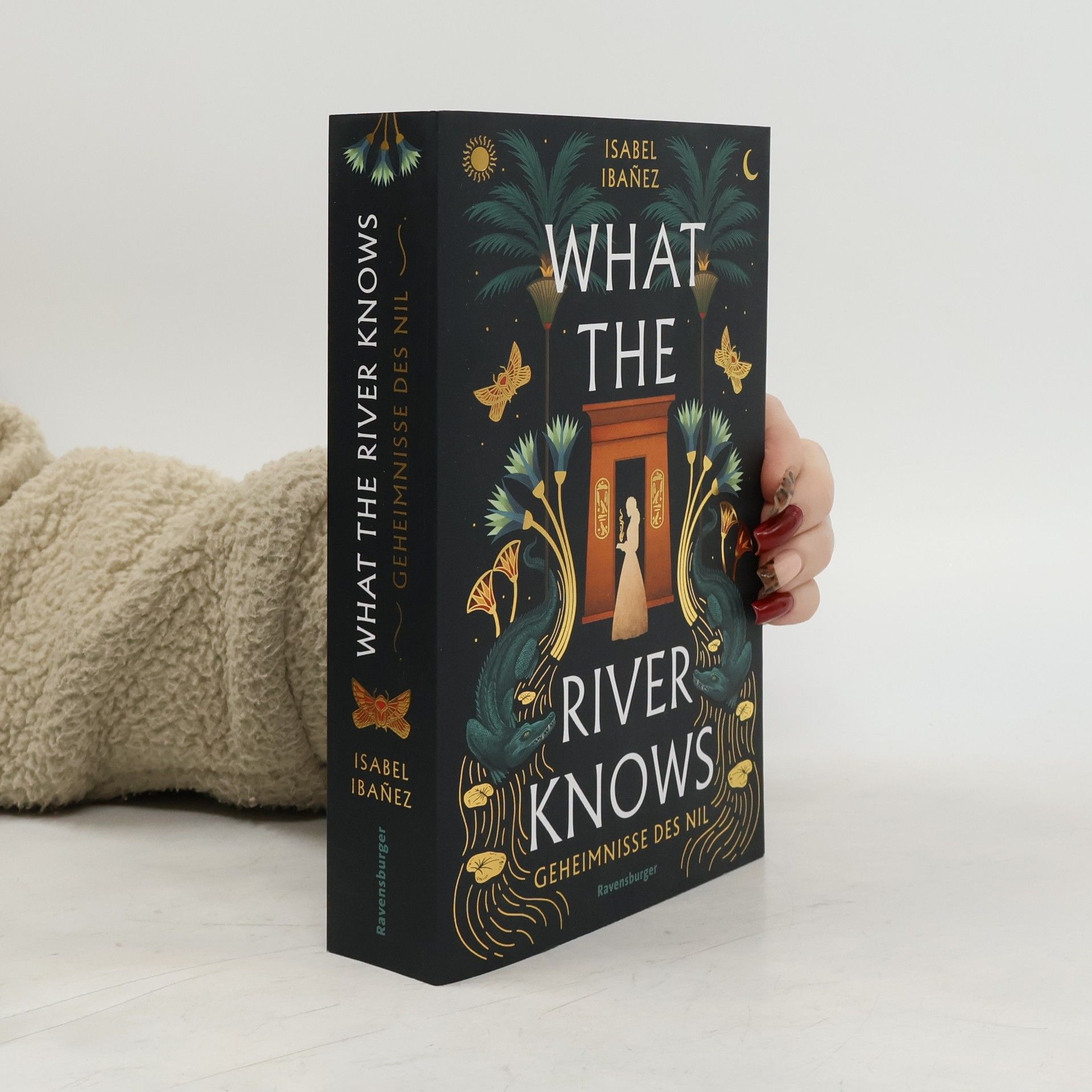 Isabel Ibañez What the river knows