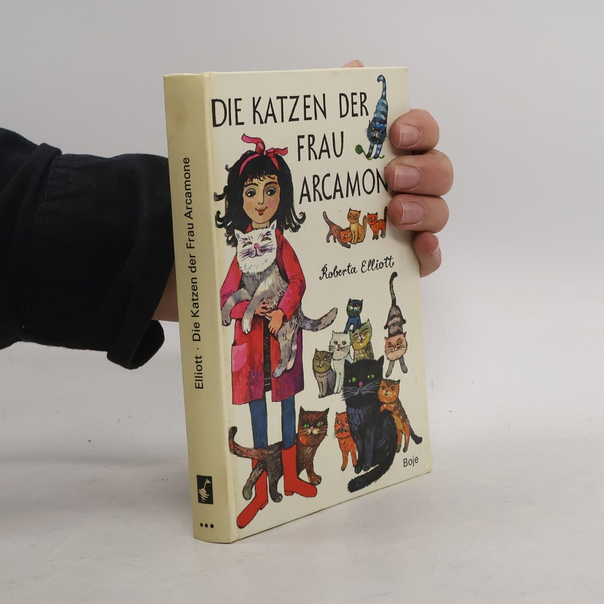 Die Katzen der Frau Arcamone