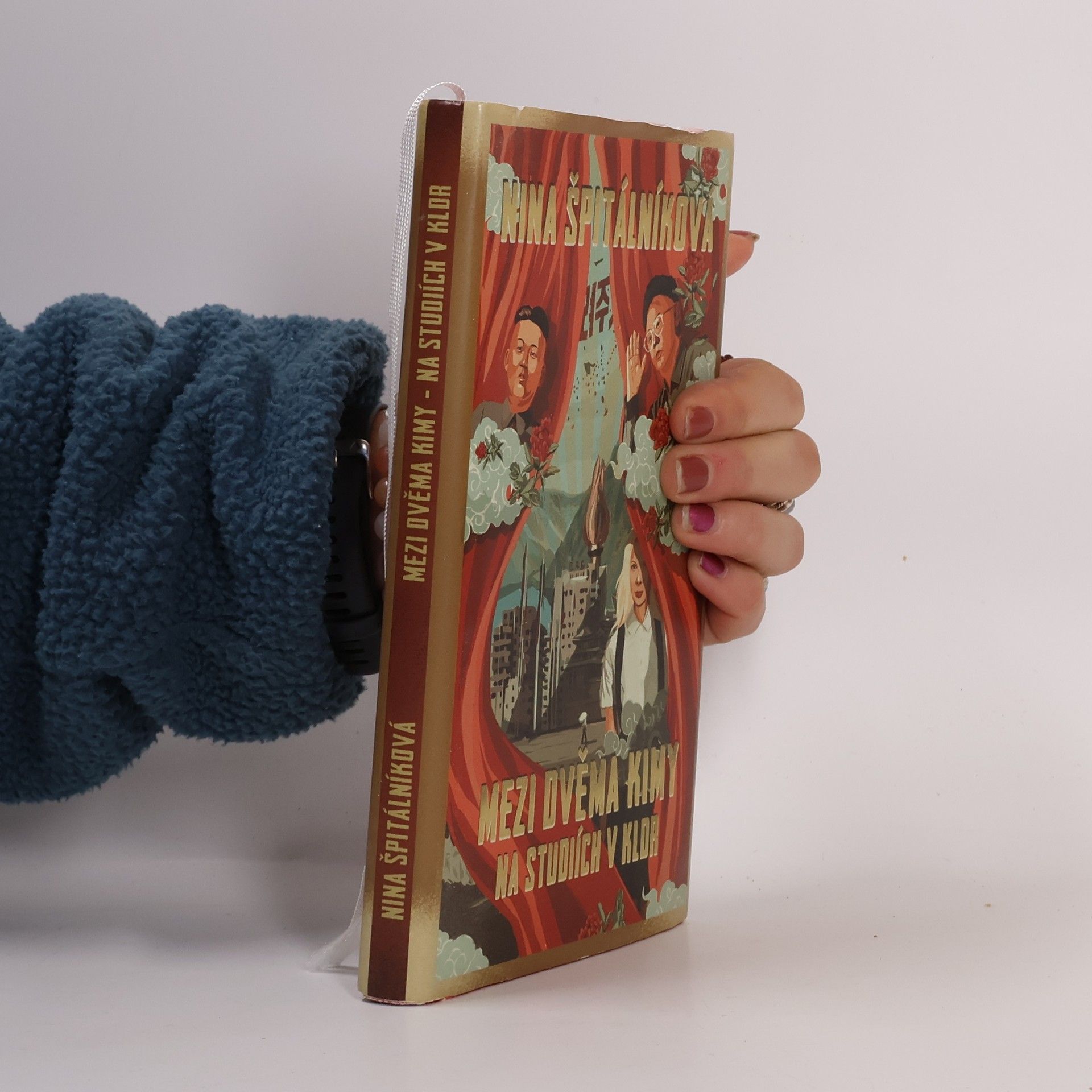 Nina Špitálníková Mezi dvěma Kimy. Na studiích v KLDR