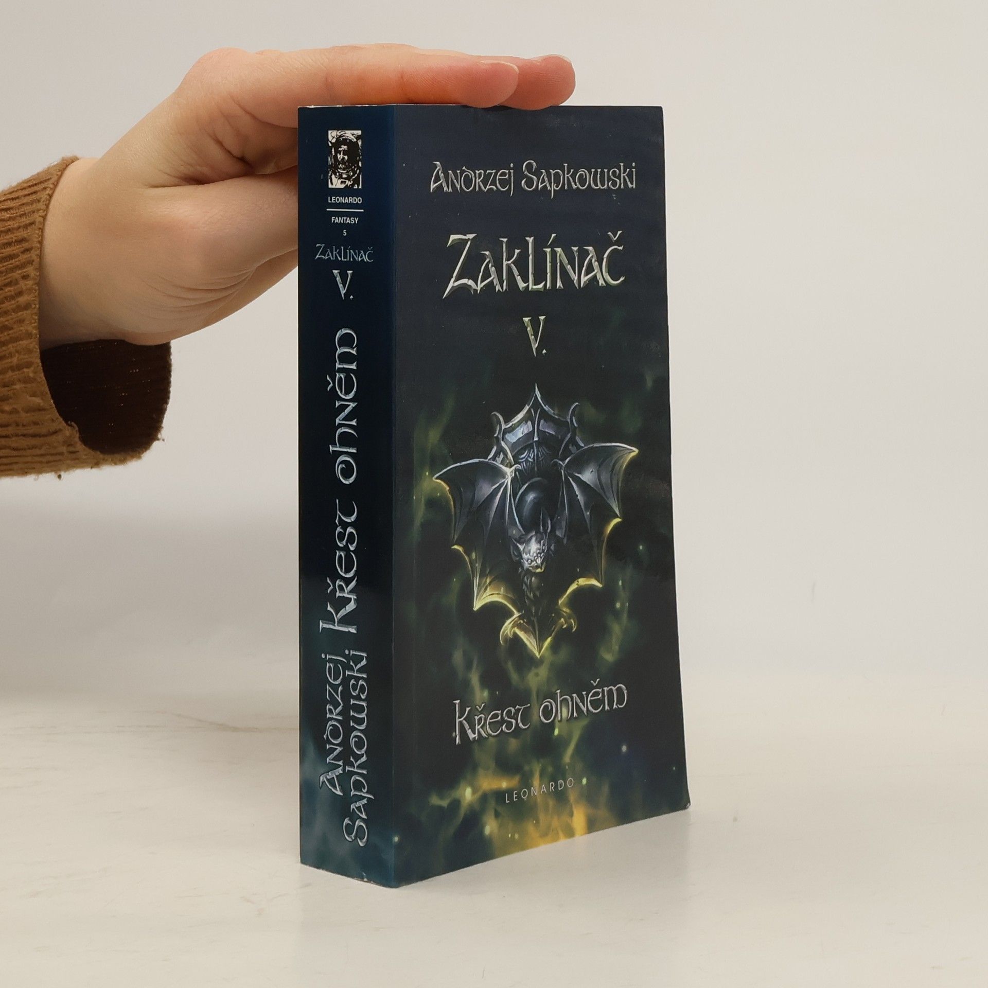 Andrzej Sapkowski Zaklínač V.