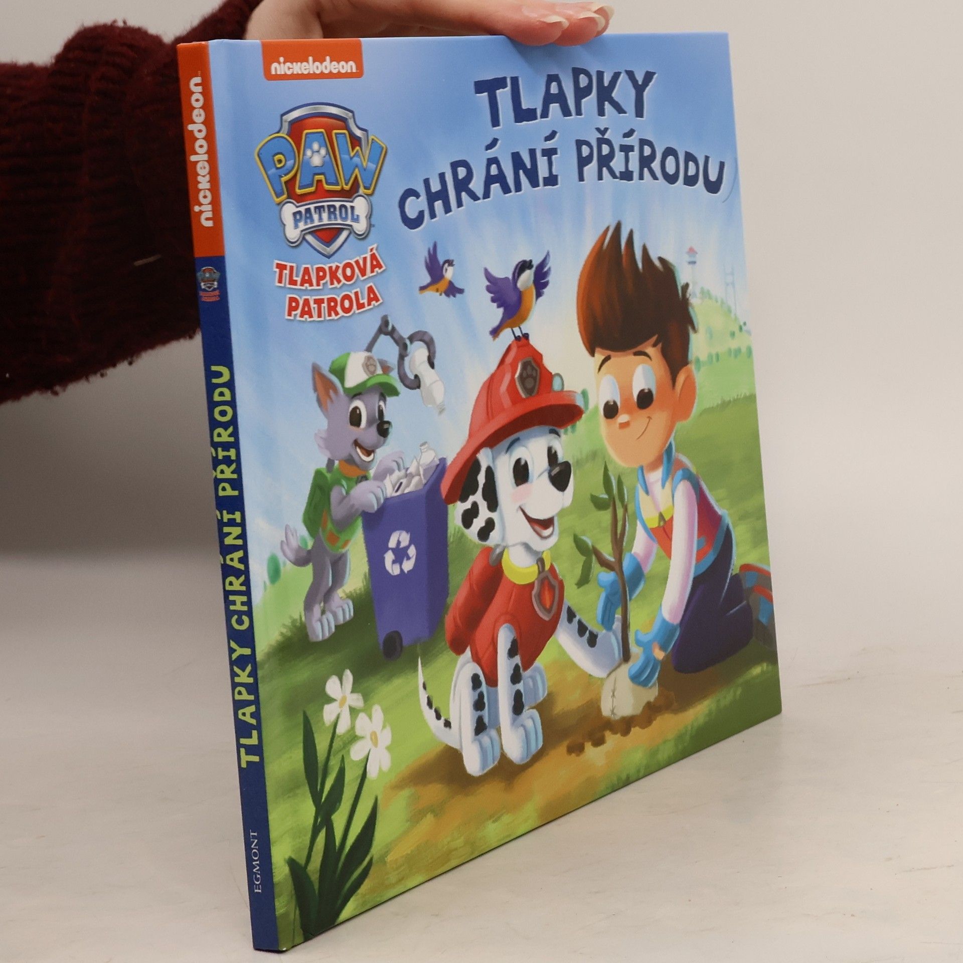 Cara J. Stevens Tlapková patrola. Tlapky chrání přírodu