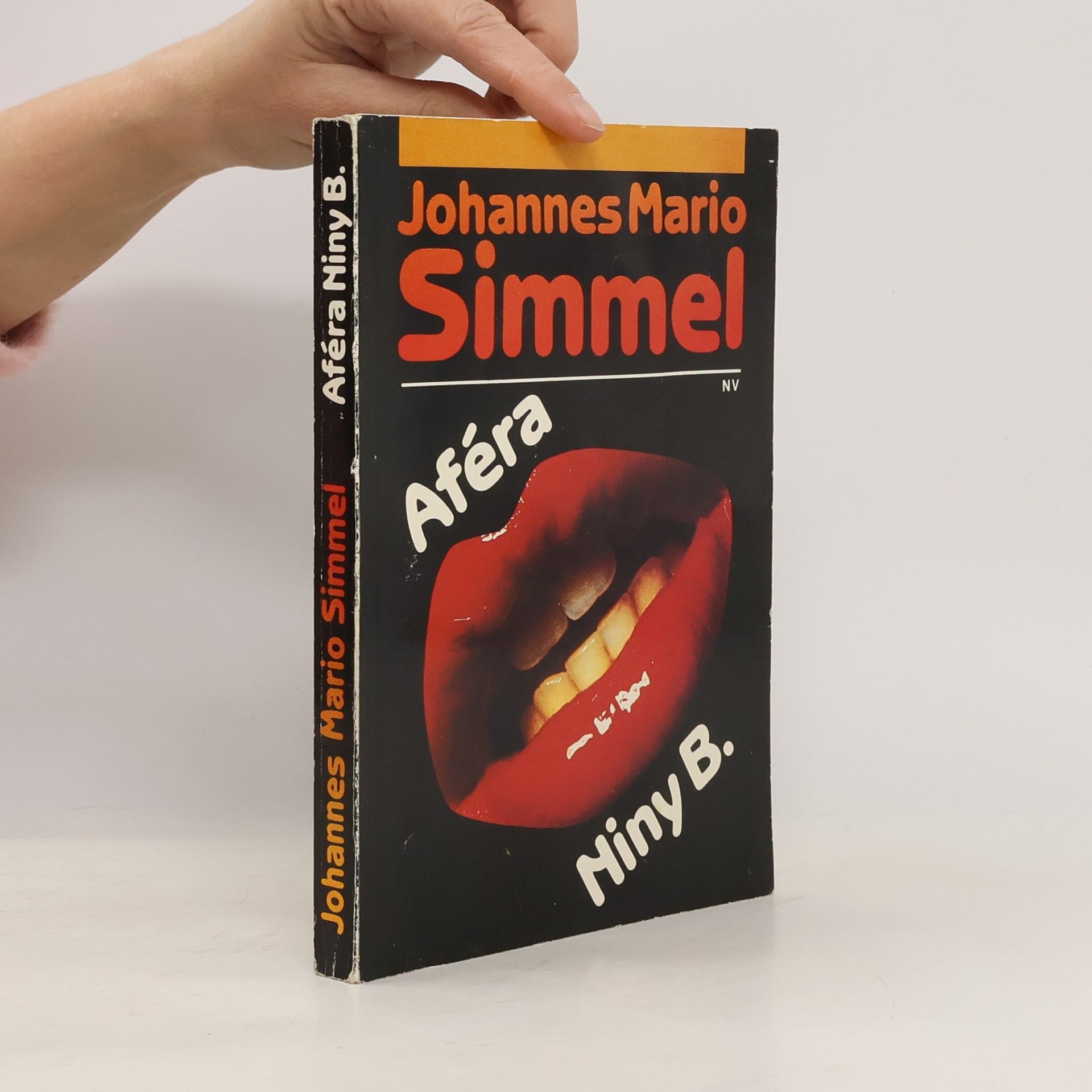 Johannes Mario Simmel Aféra Niny B.