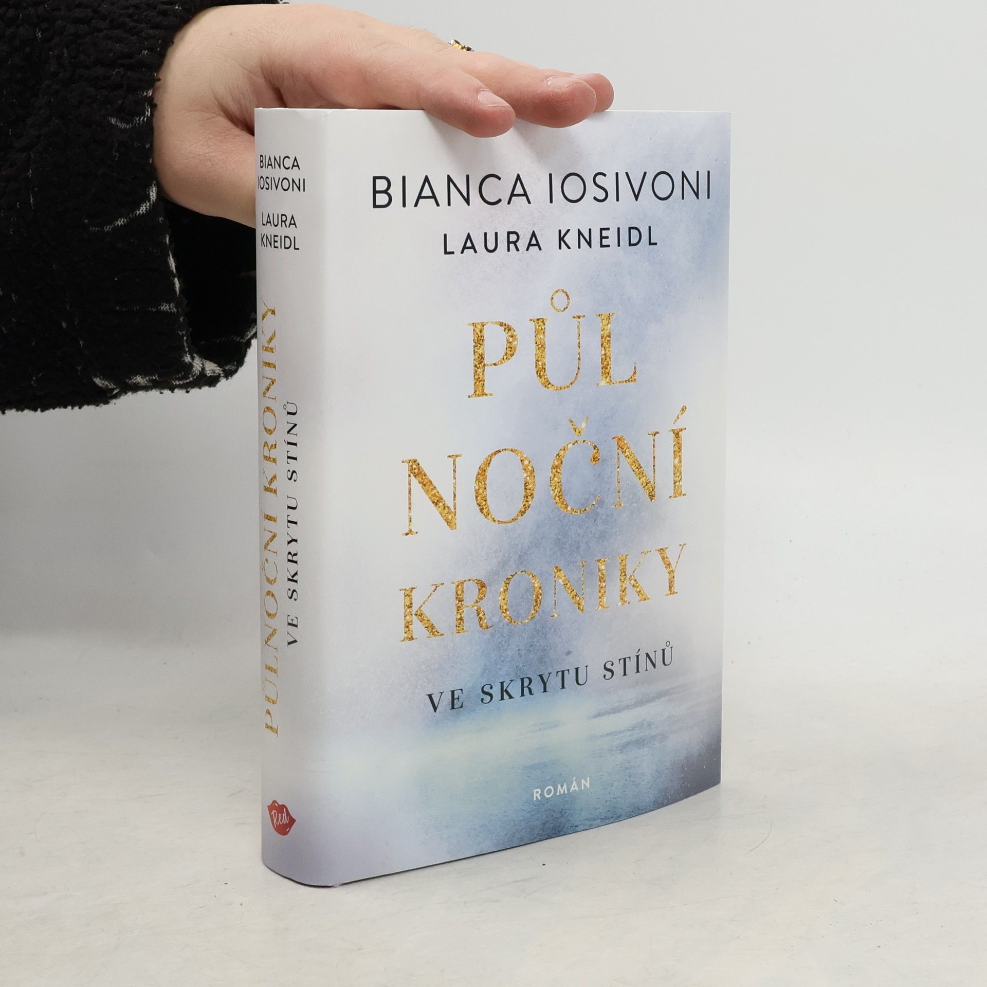 Bianca Iosivoni Ve skrytu stínů